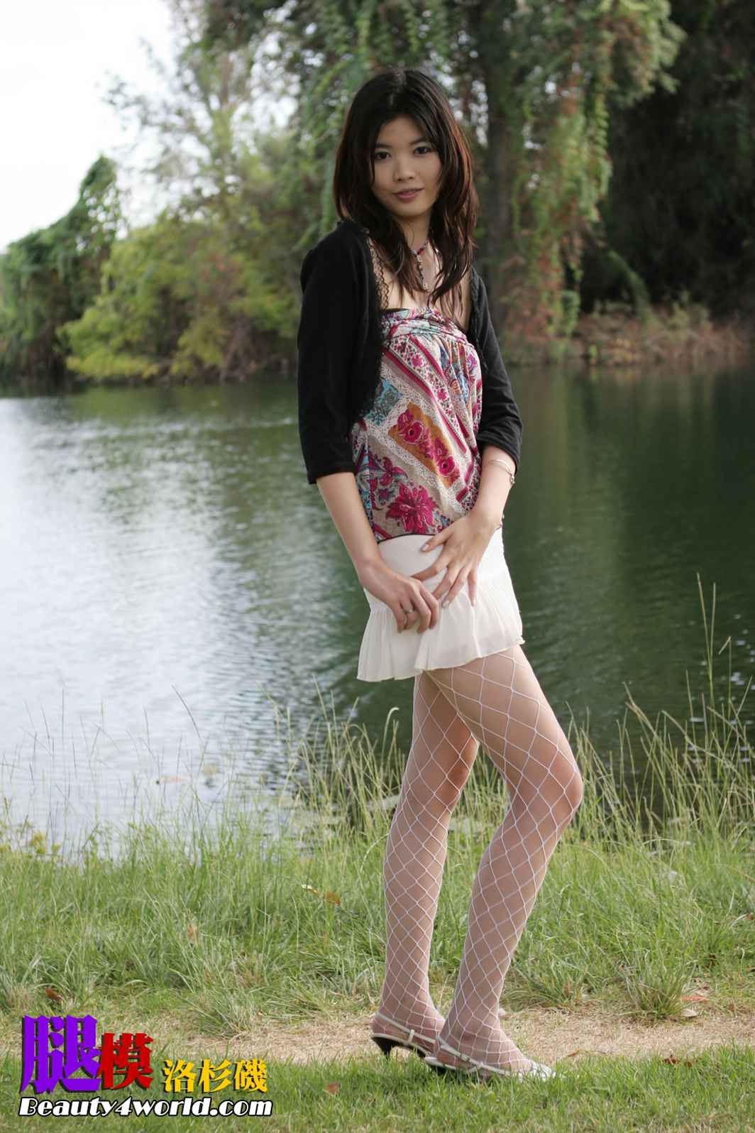 [BeautyLeg] No.035 Arina 在现浏览第9张
