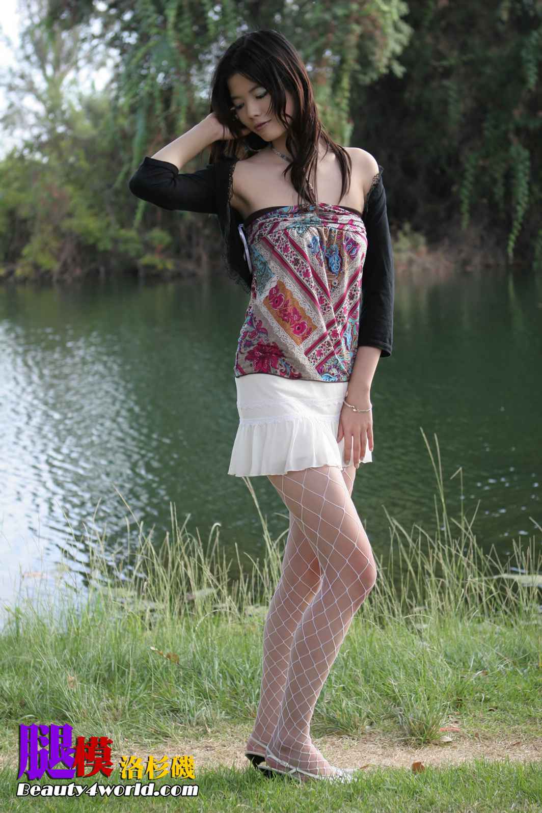 [BeautyLeg] No.035 Arina 在现浏览第14张