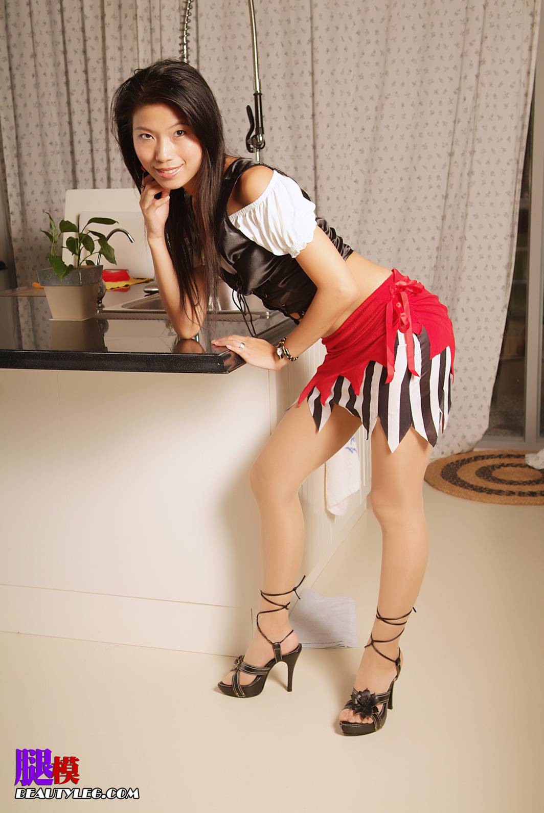 [BeautyLeg] No.033 小研 在现浏览第4张
