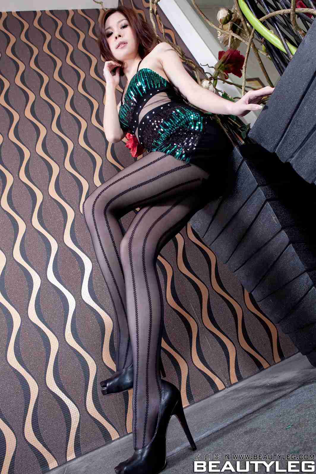 [BeautyLeg] No.418 Sarah 在现浏览第12张