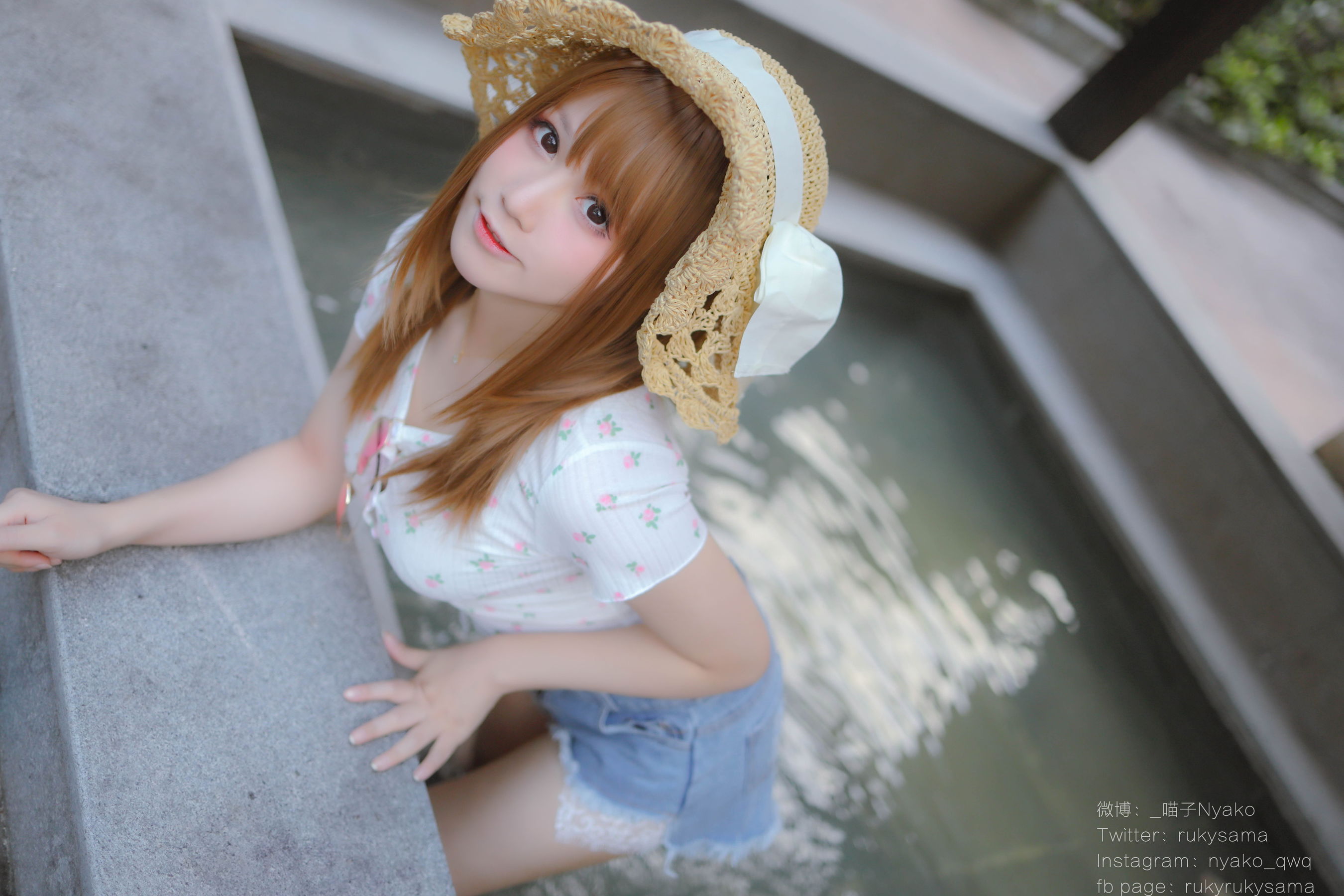 [网红COSER写真] 萌妹子Nyako喵子 - 温泉旅行第1张