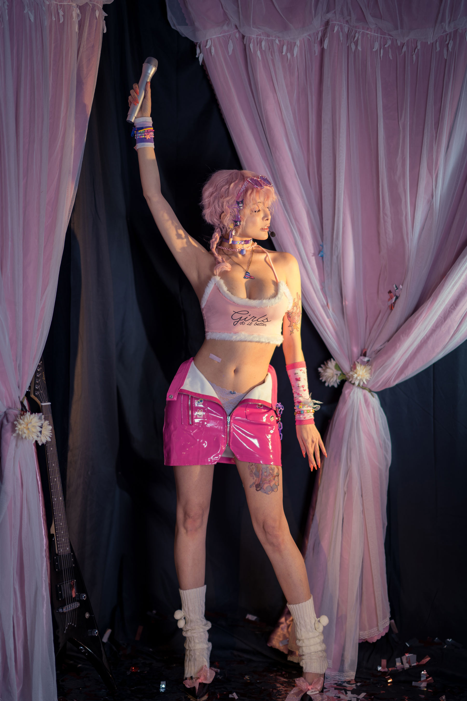 [网红COSER写真] 秋和柯基(夏小秋秋秋) - 小偶像第5张