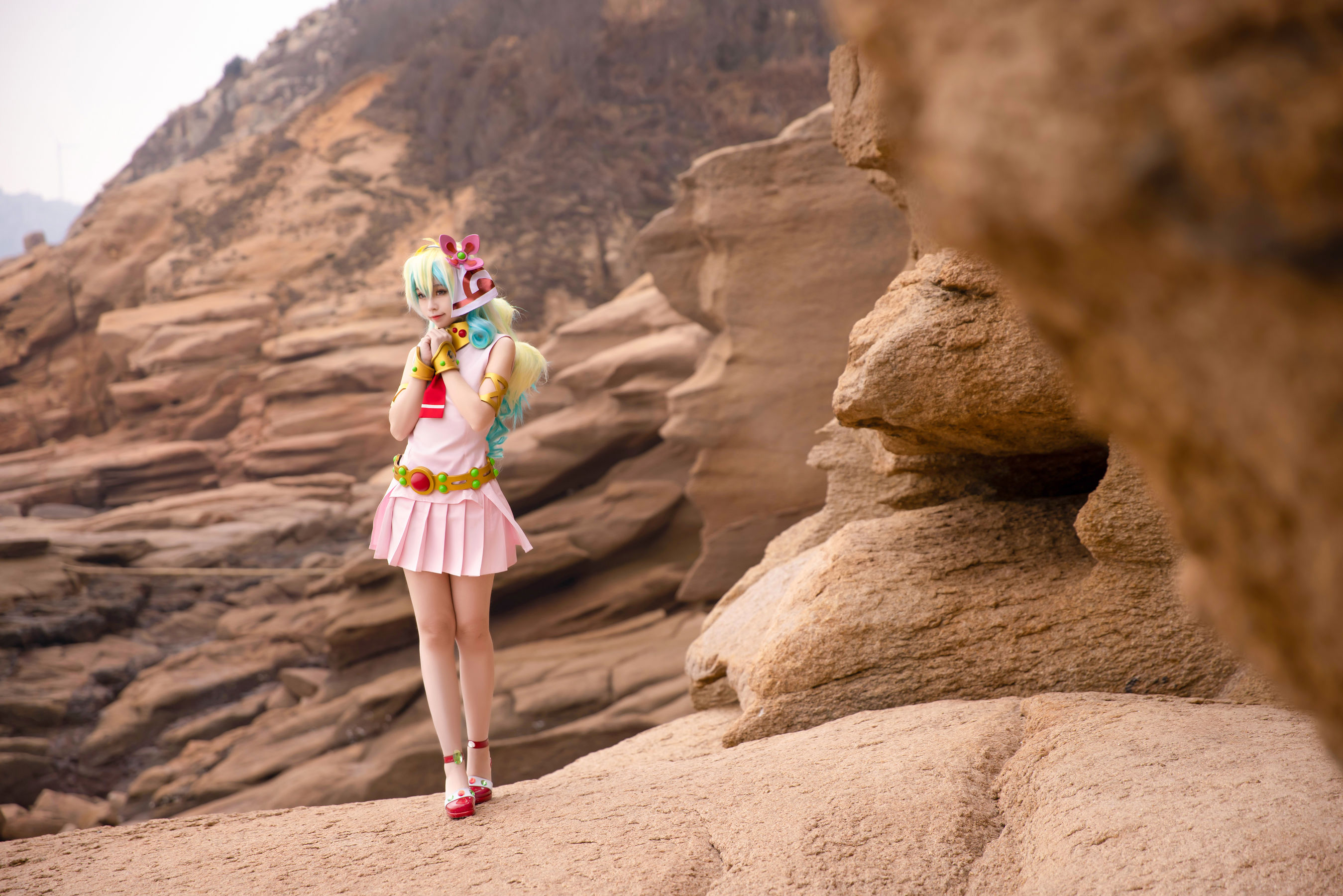 [网红COSER写真] 动漫博主G44不会受伤 - 尼娅第11张