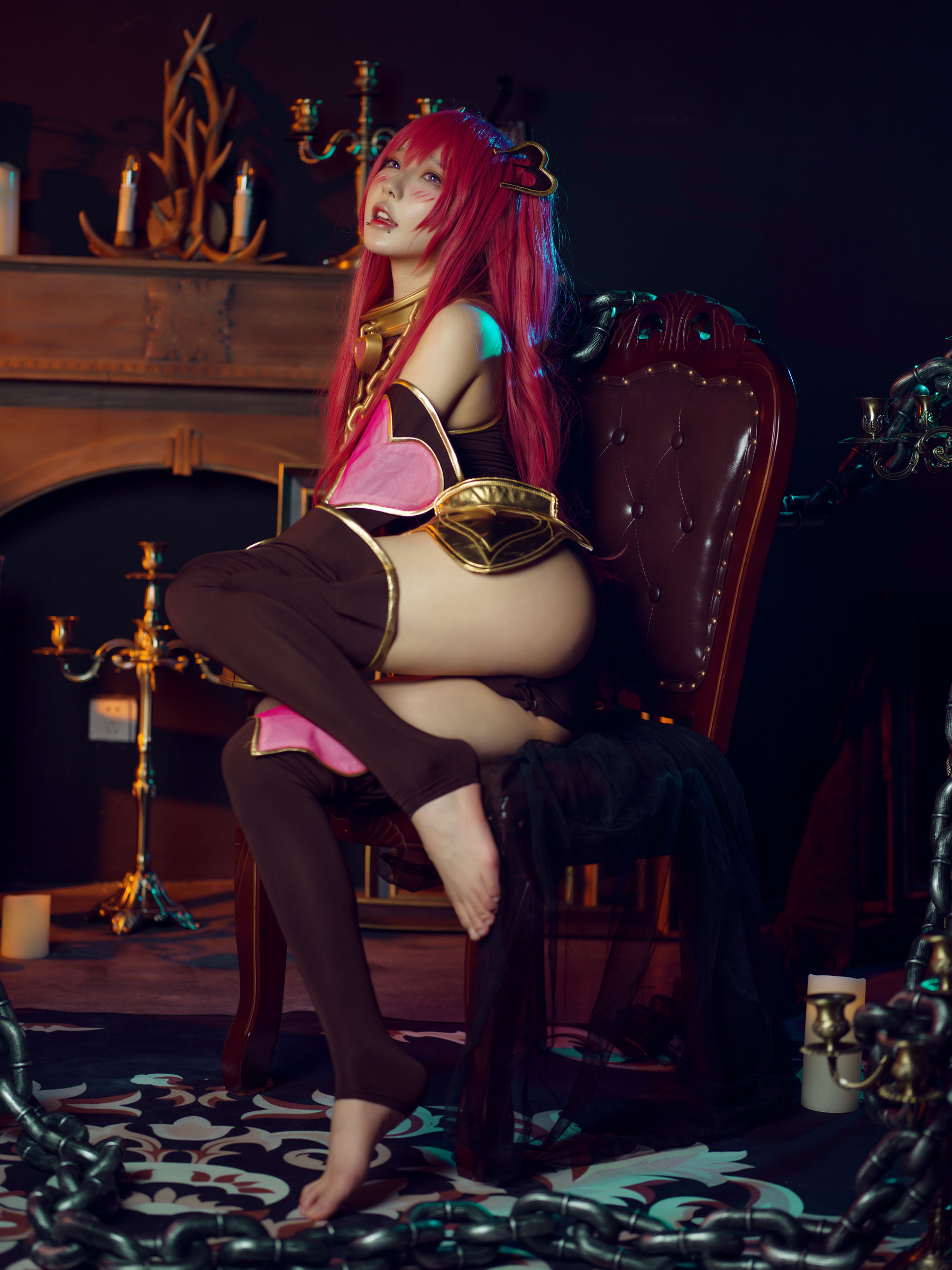 [网红COSER写真] 动漫博主阿包也是兔娘 - 空花第1张