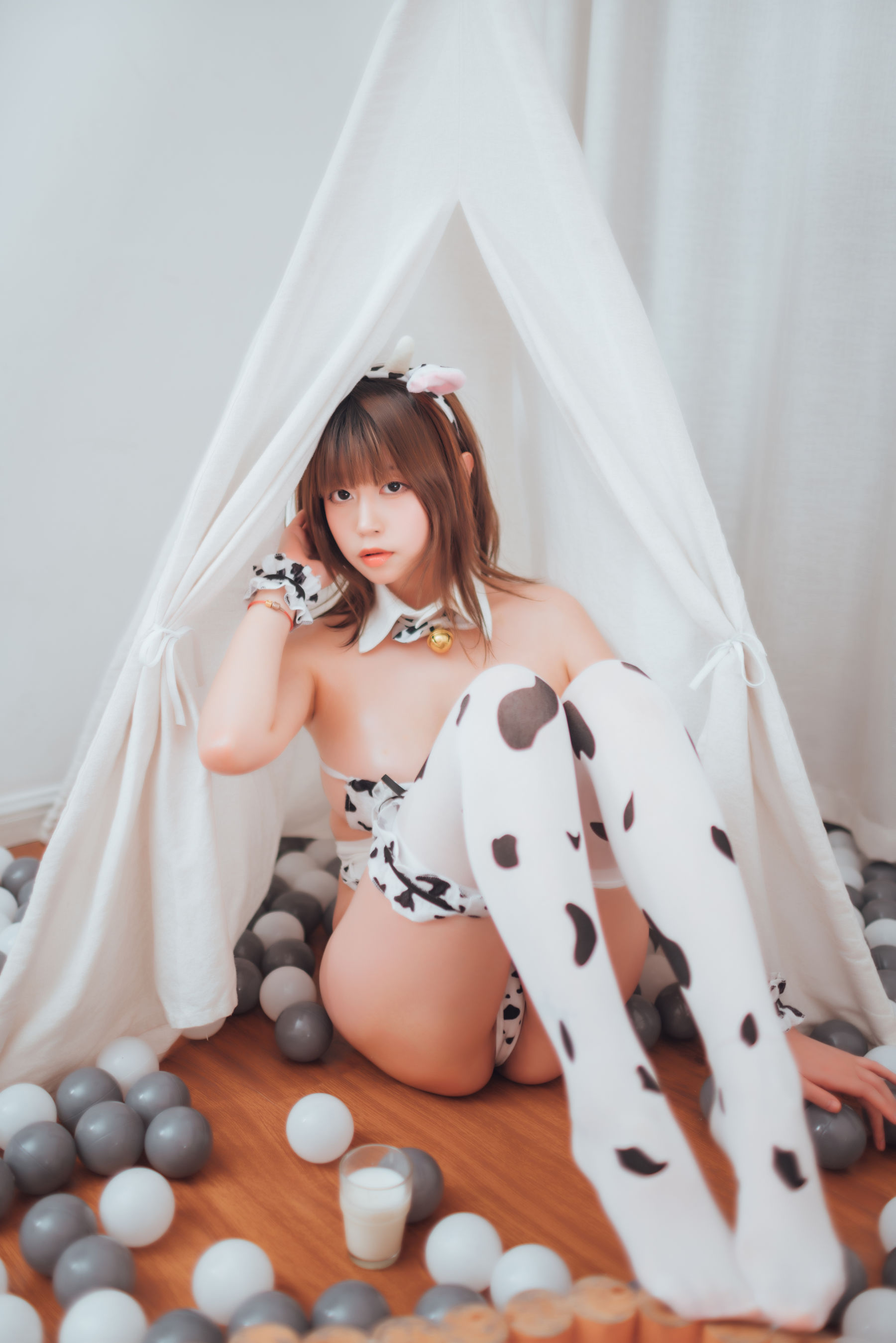 [网红COSER写真] 萌妹奈汐酱nice - 牛年大吉 奶牛第1张