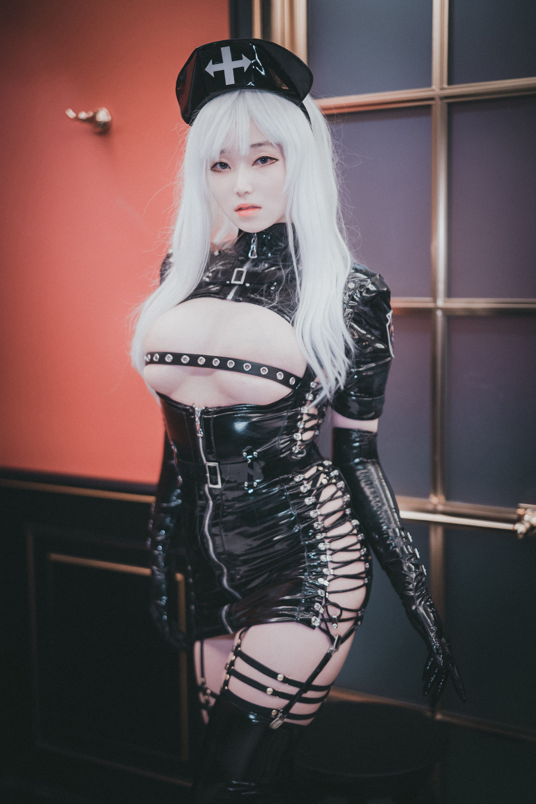 [COS福利] BamBi写真 - Poisonous Nurse第5张