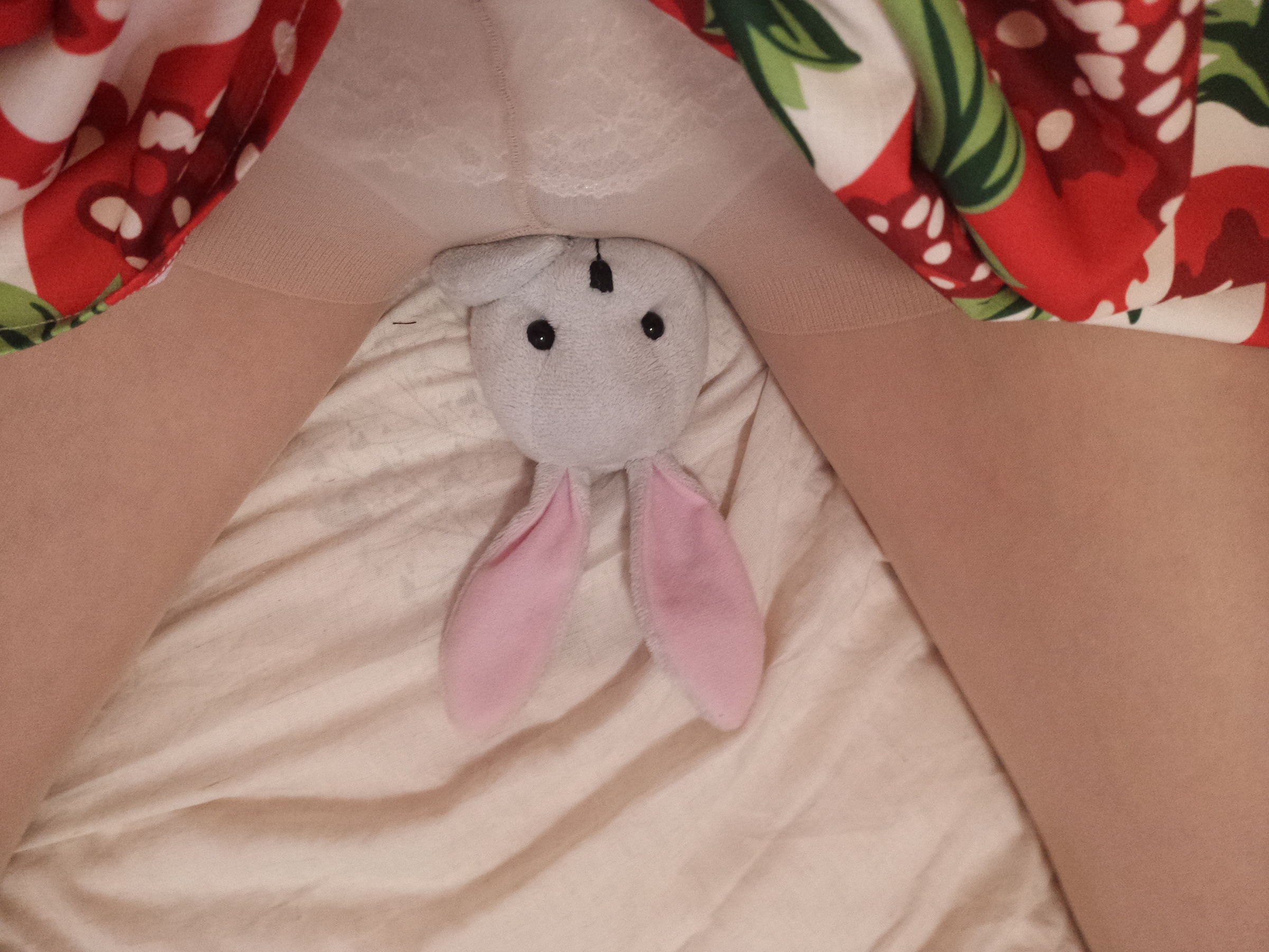 [COS福利] 萌妹子眼酱大魔王w - 肉丝踩玩偶第5张