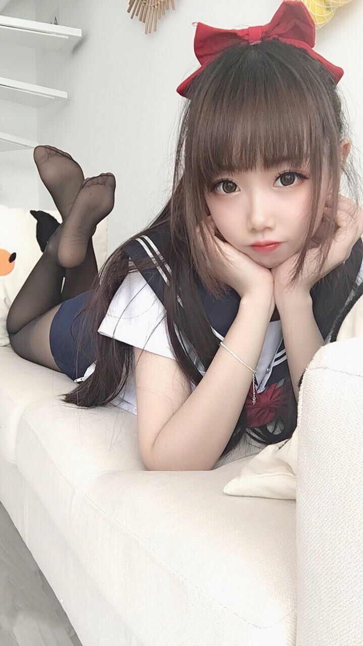 [COS福利] Cos小姐姐雪琪 - 黑丝JK死库水第18张