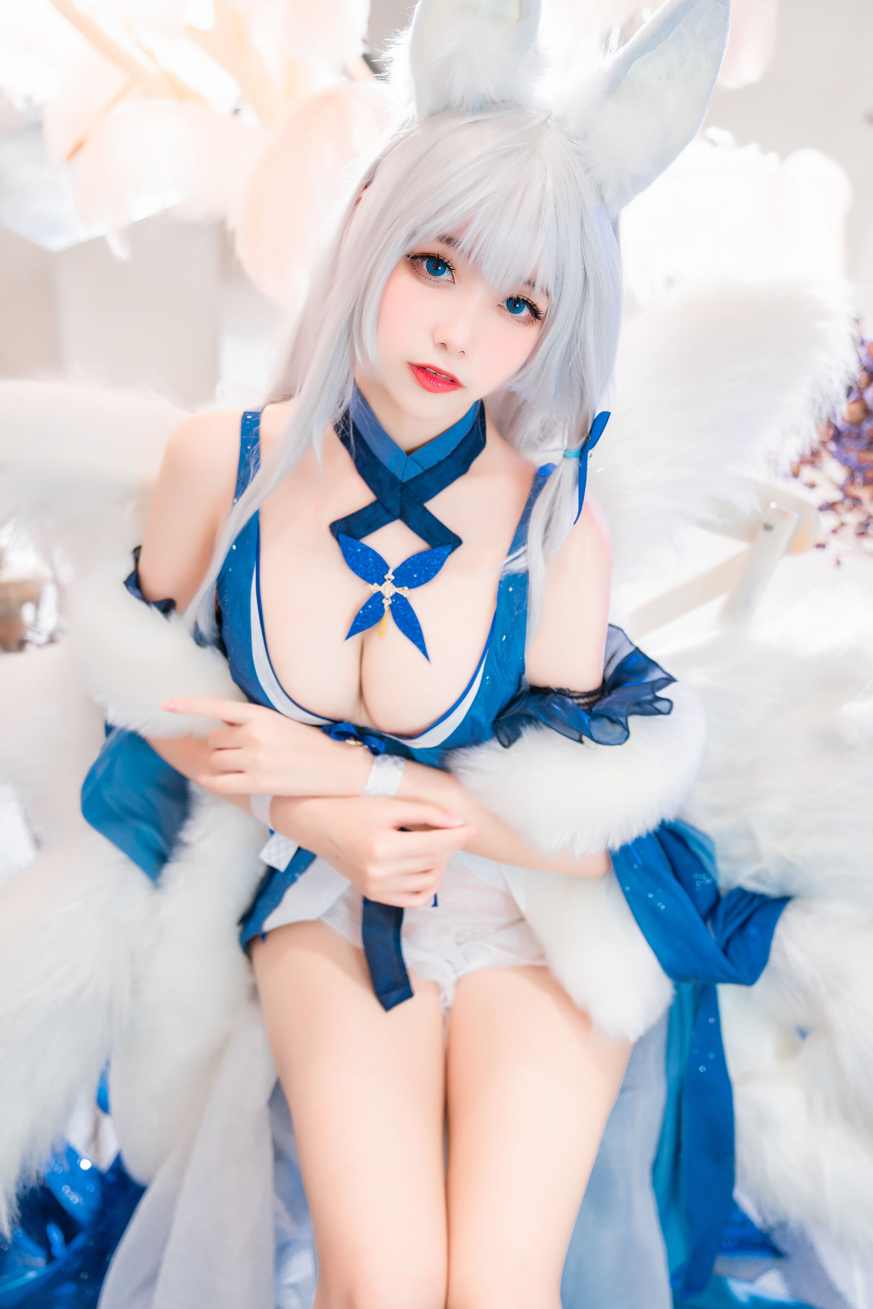 [COS福利] 微博妹子Momoko葵葵 - 信浓礼服第6张