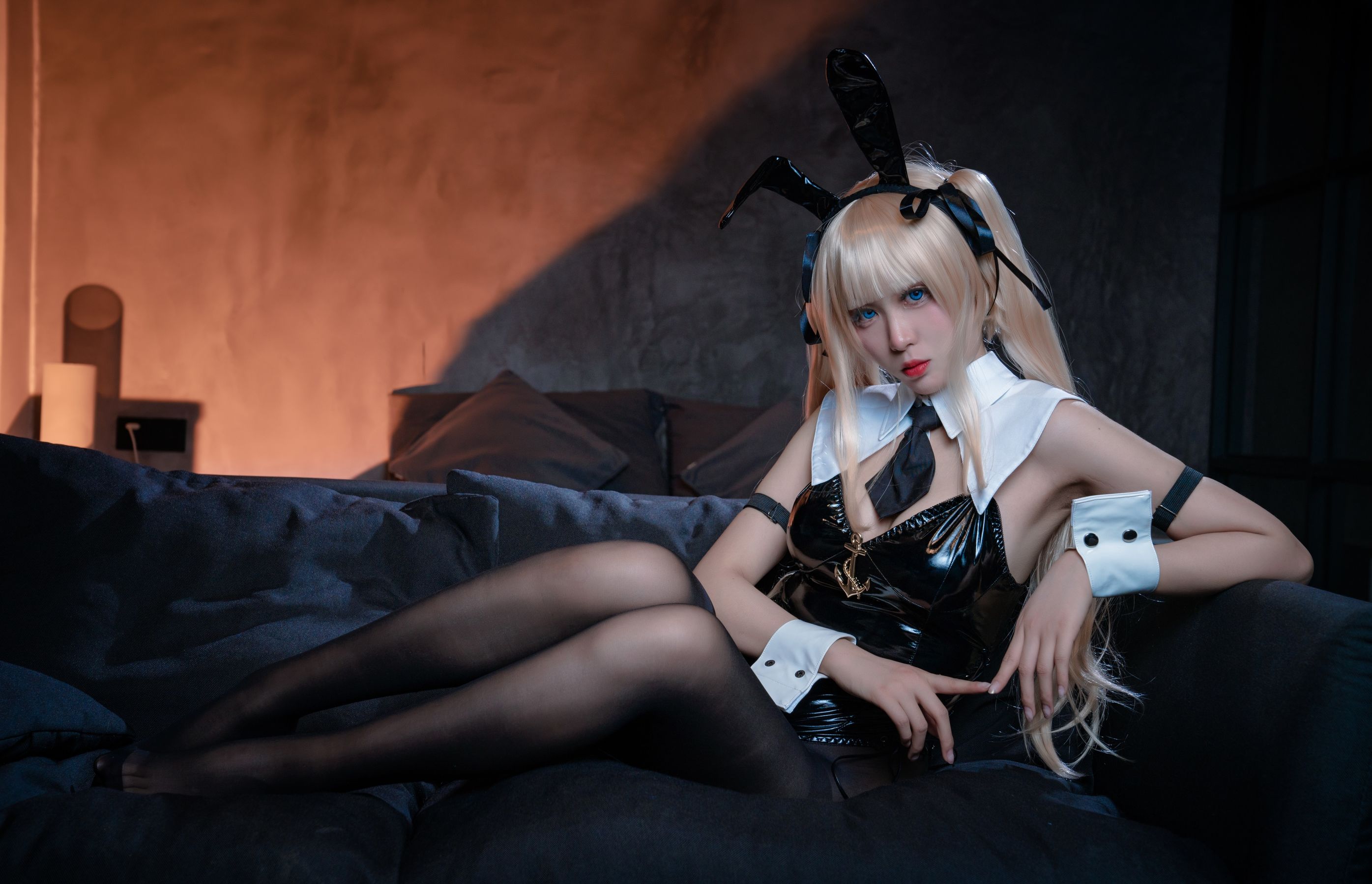 [福利COS] 轩萧学姐 - 黑丝兔女郎第8张