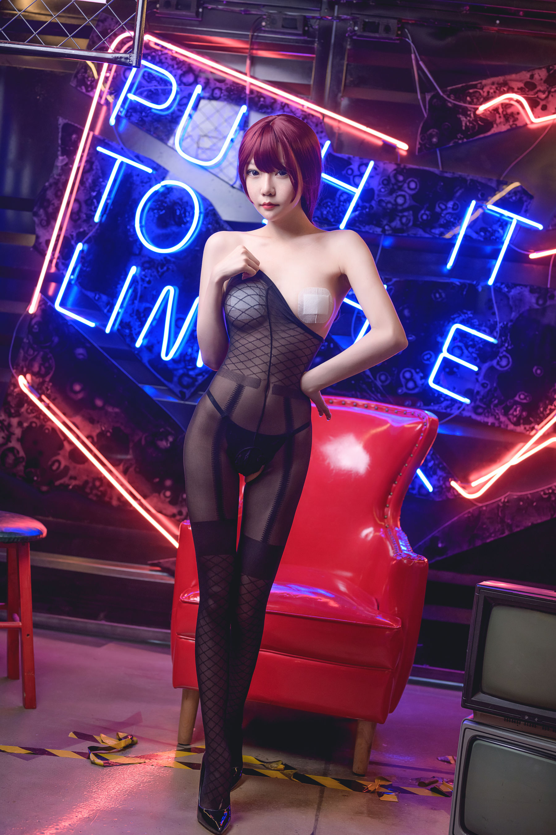 [福利COS] 香草喵露露写真 - 连体黑丝第10张