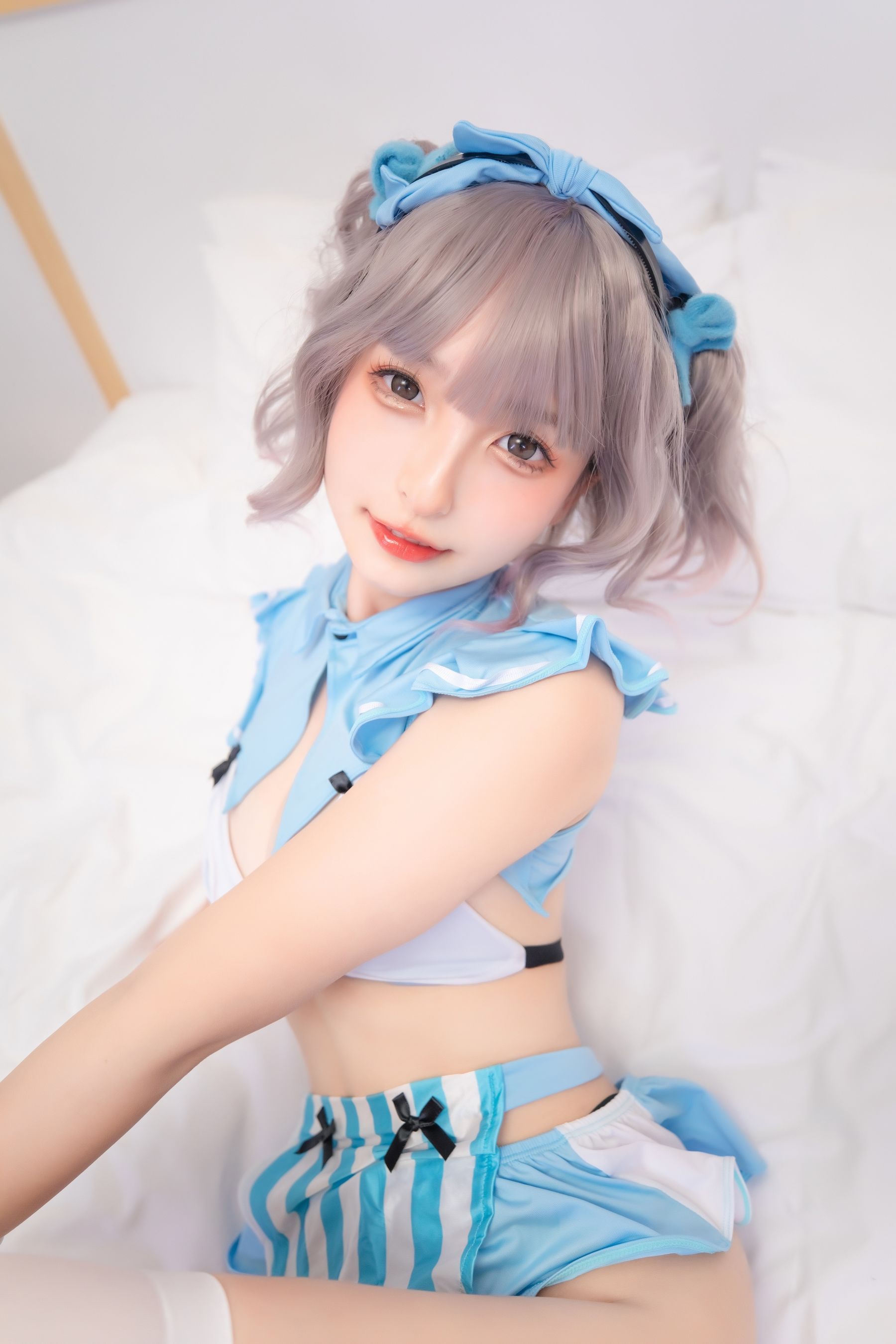 [福利COS] 神楽坂真冬 蓝调女仆第12张