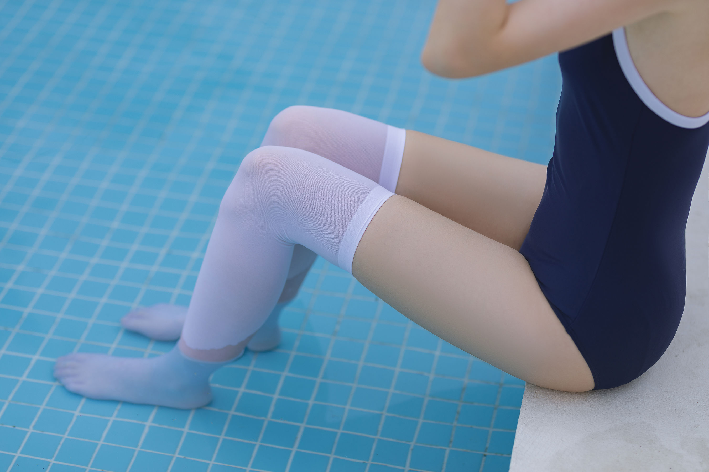 [福利COS] 许岚 - 泳池死库水第11张