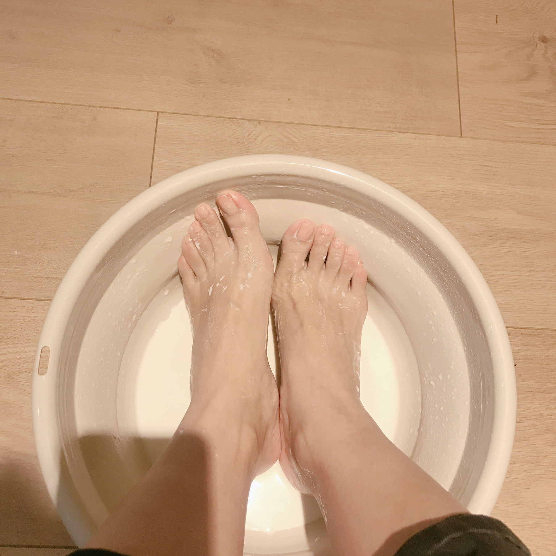 [福利COS] 安乔乔儿(Nia乔乔) No.001 牛奶洗脚第10张