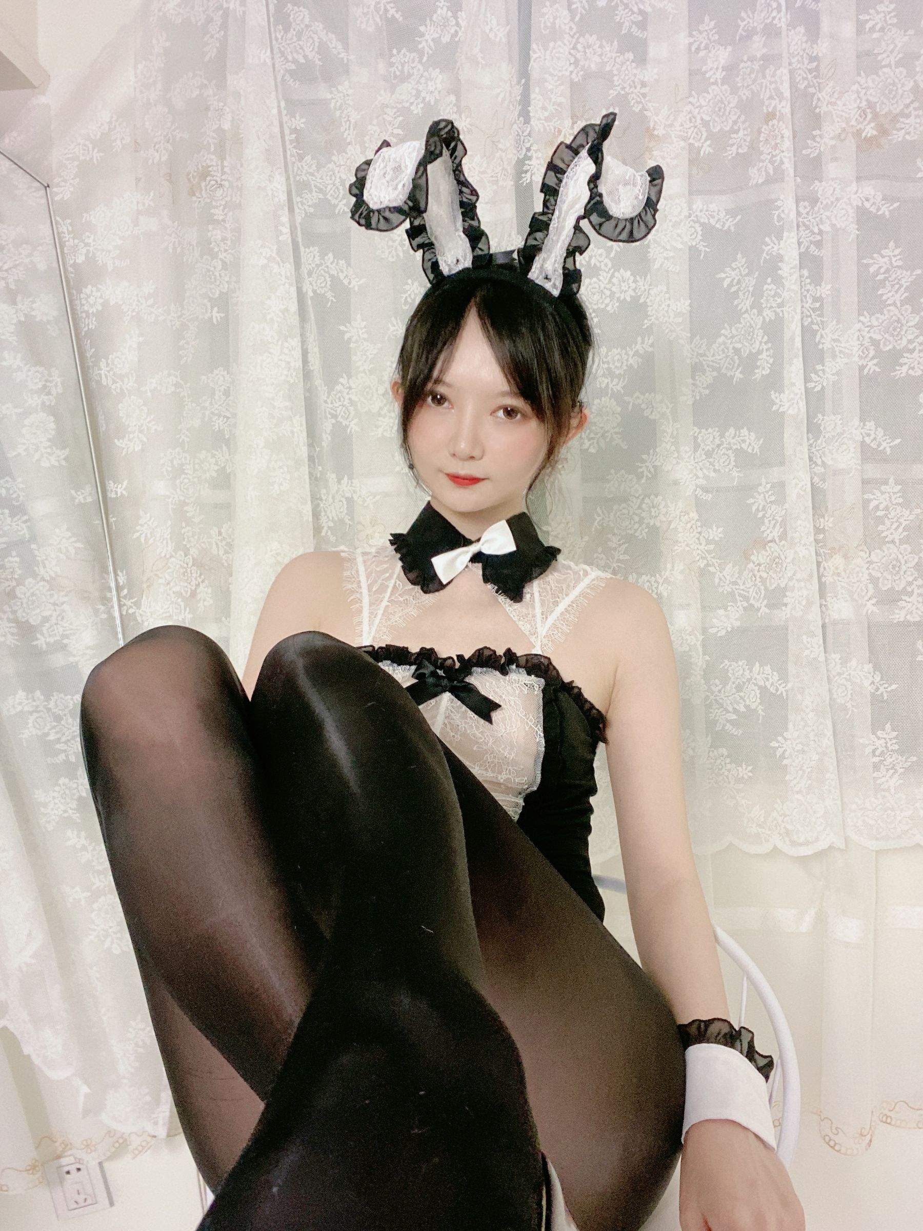 [福利COS] 51酱 - 油光袜第5张