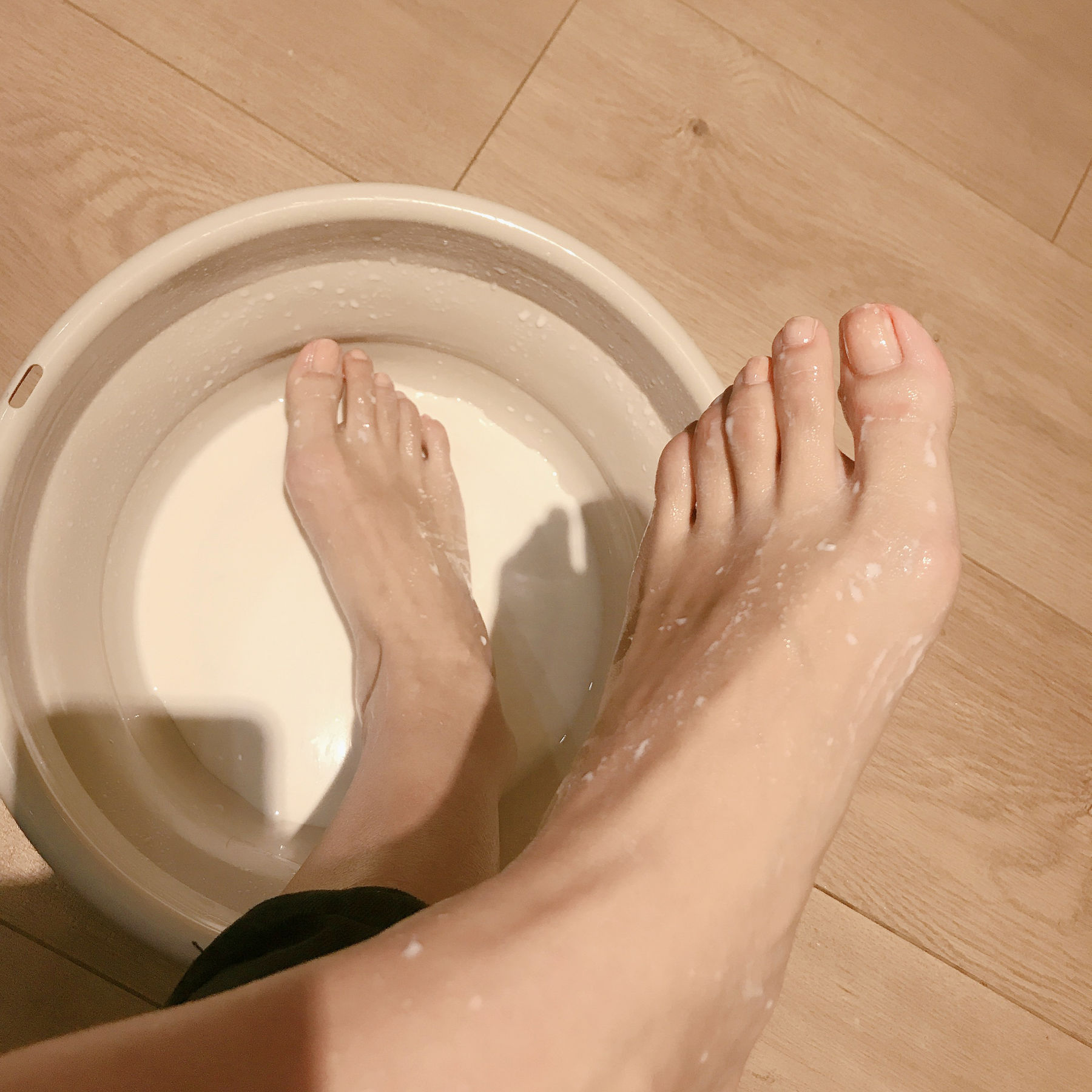 [福利COS] 安乔乔儿(Nia乔乔) No.001 牛奶洗脚第8张