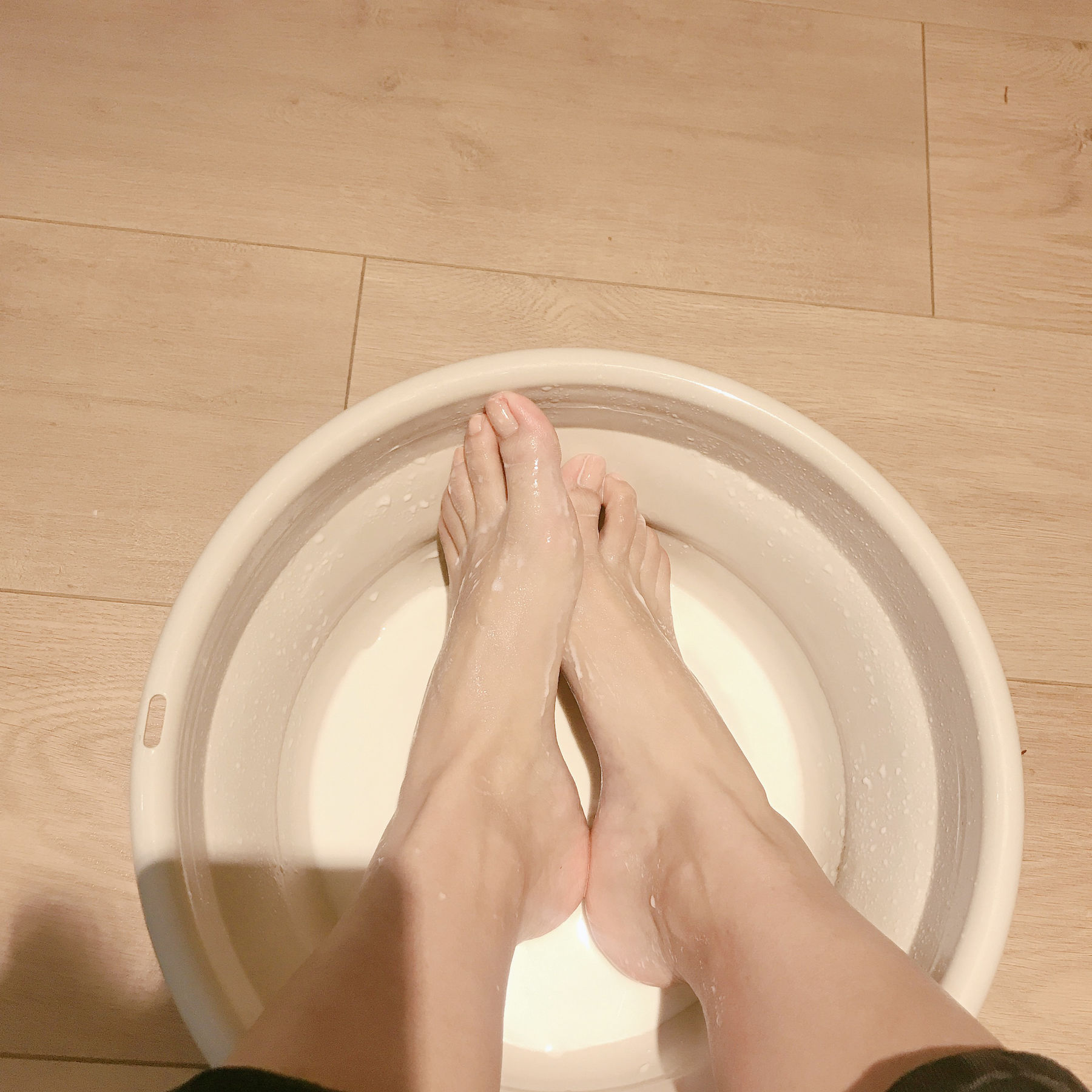 [福利COS] 安乔乔儿(Nia乔乔) No.001 牛奶洗脚第10张