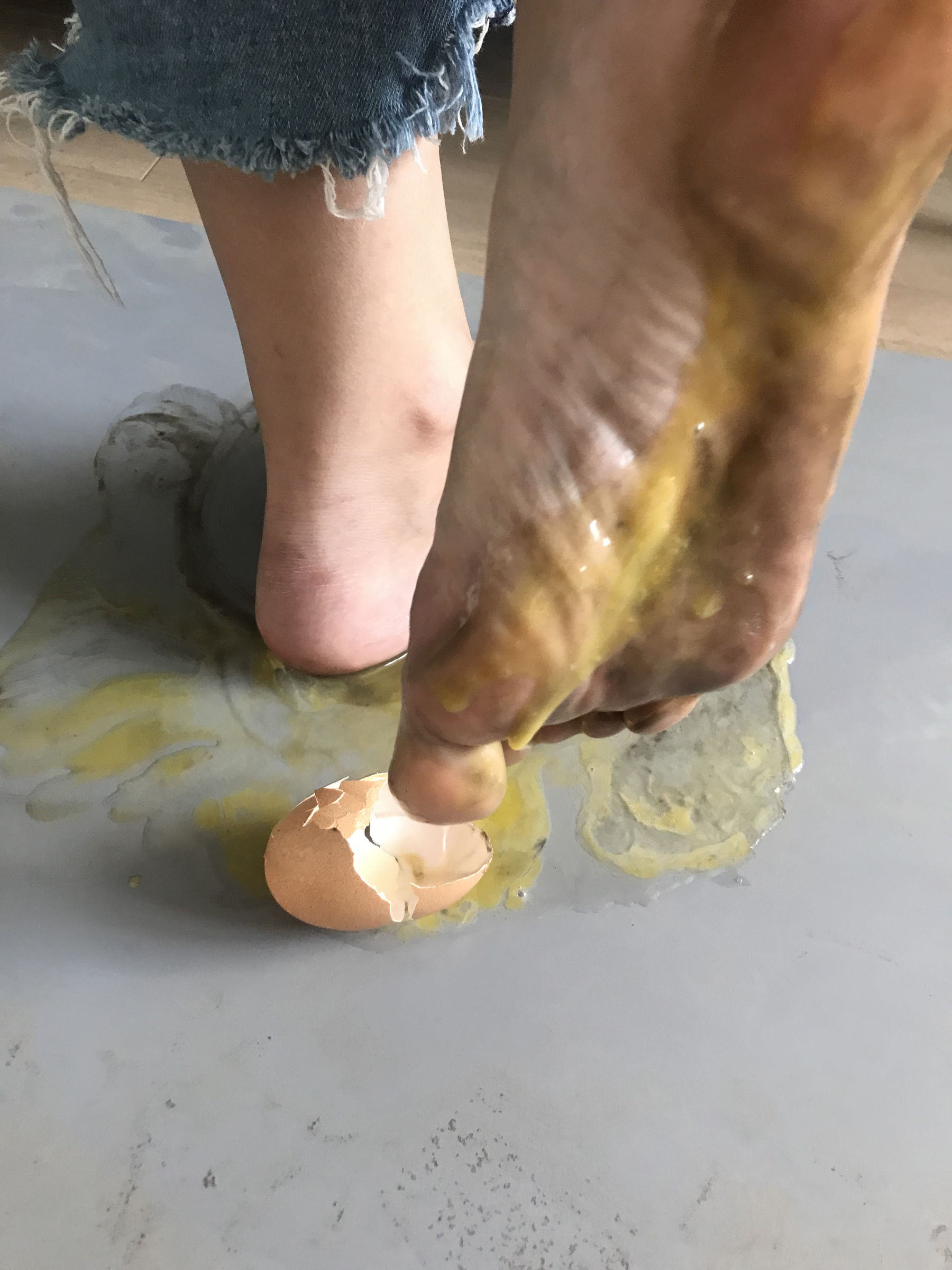 [福利COS] 安乔乔儿(Nia乔乔) No.015 脏脚踩鸡蛋第35张