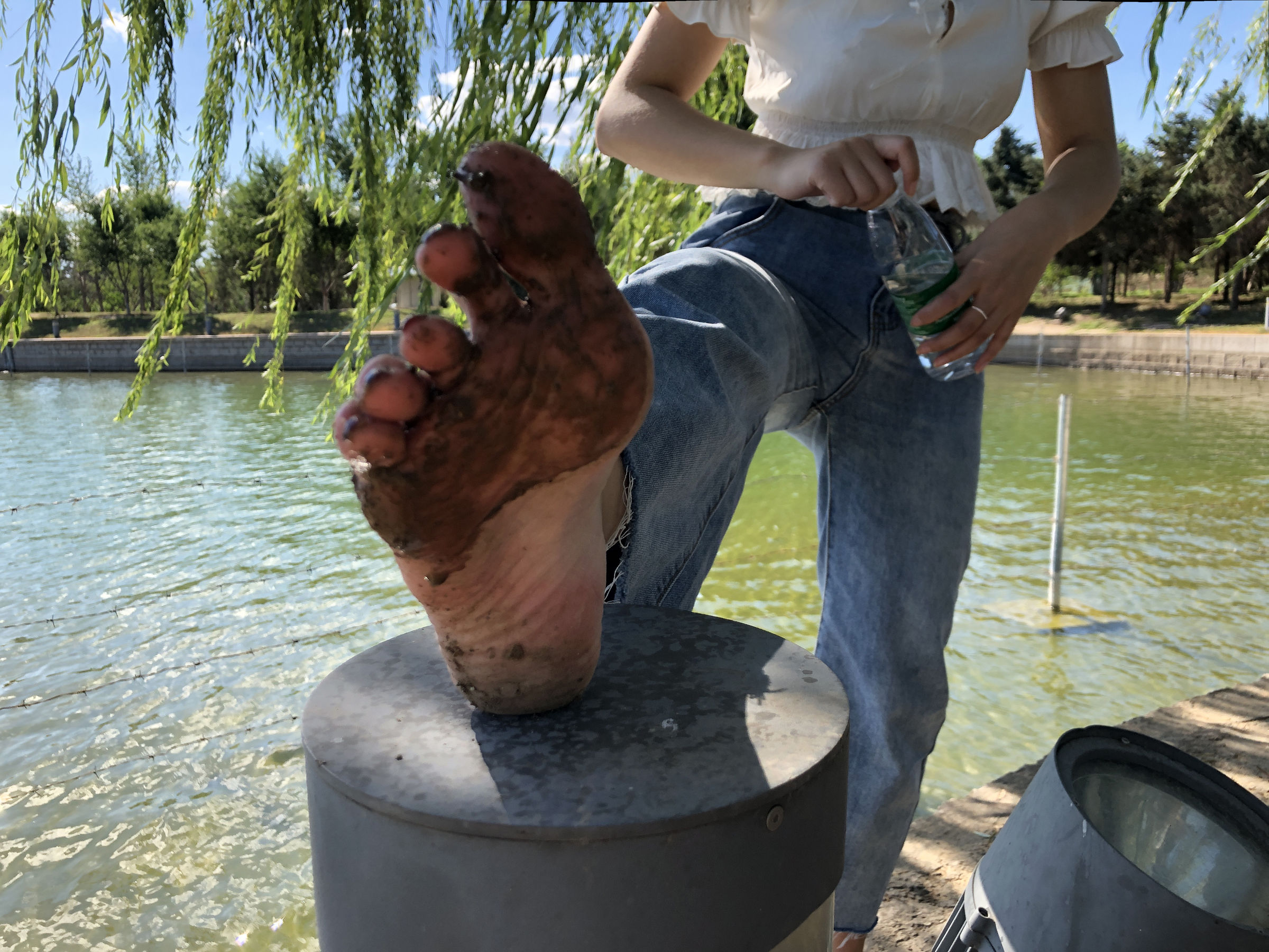 [福利COS] 安乔乔儿(Nia乔乔) No.007 乔乔脏脚底第22张