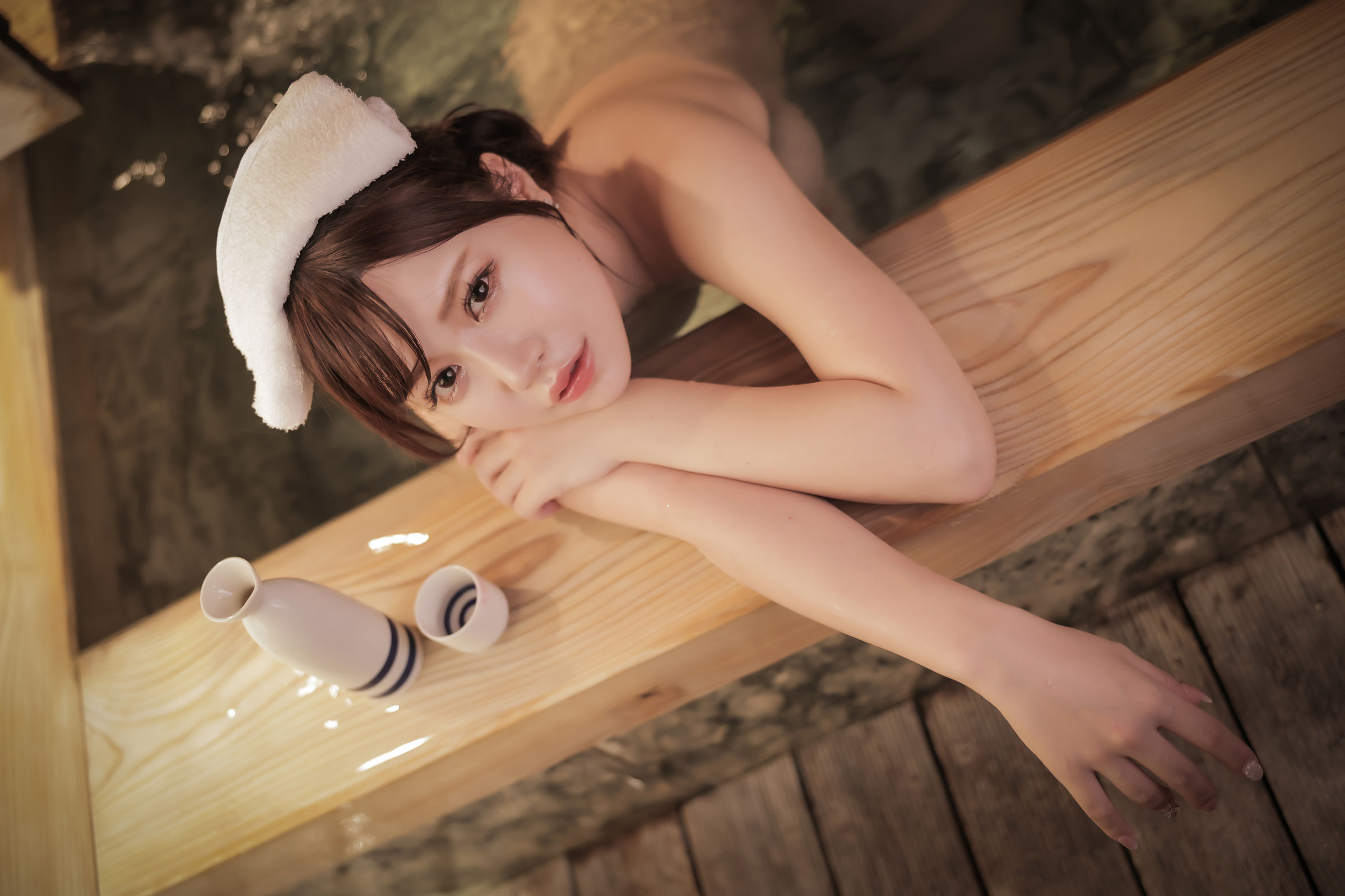 [福利COS] Mai Shirota 白田まい 白田まいと、貸切温泉と、濃厚接触第58张