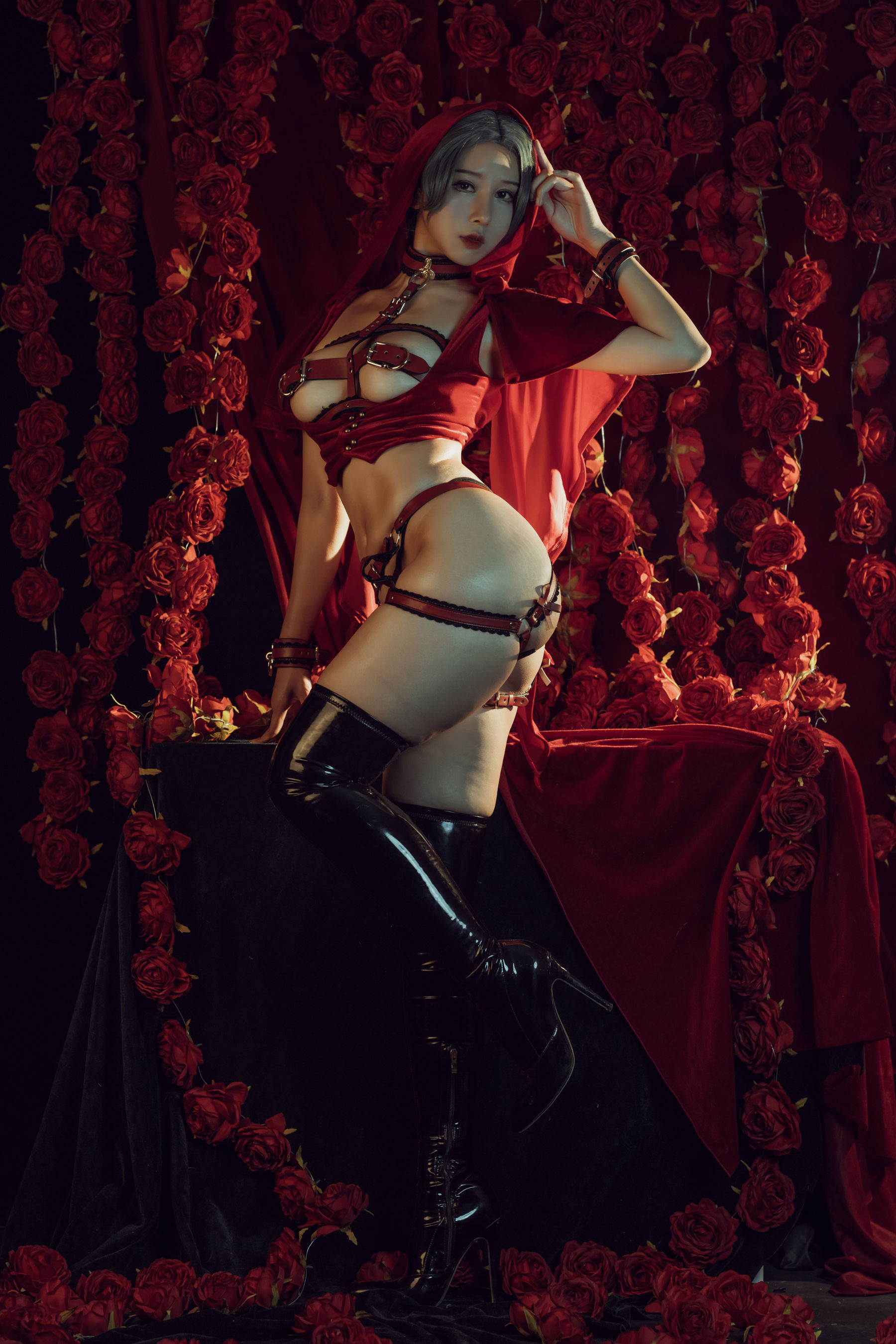 [福利COS] 云溪溪 - 奶桃 玫瑰第7张