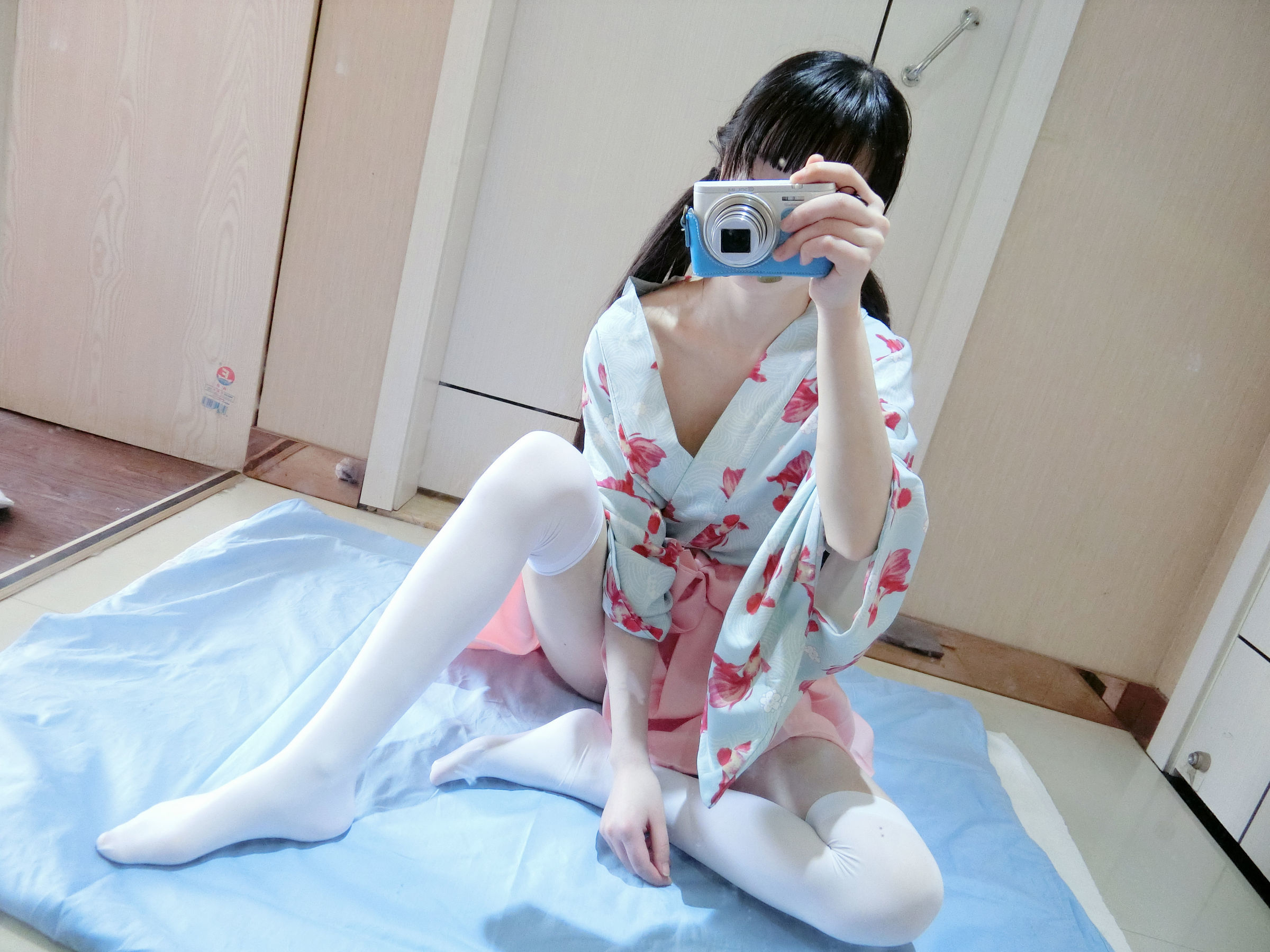 [福利COS] 微博萌妹子西尔酱 - 金鱼和服第7张