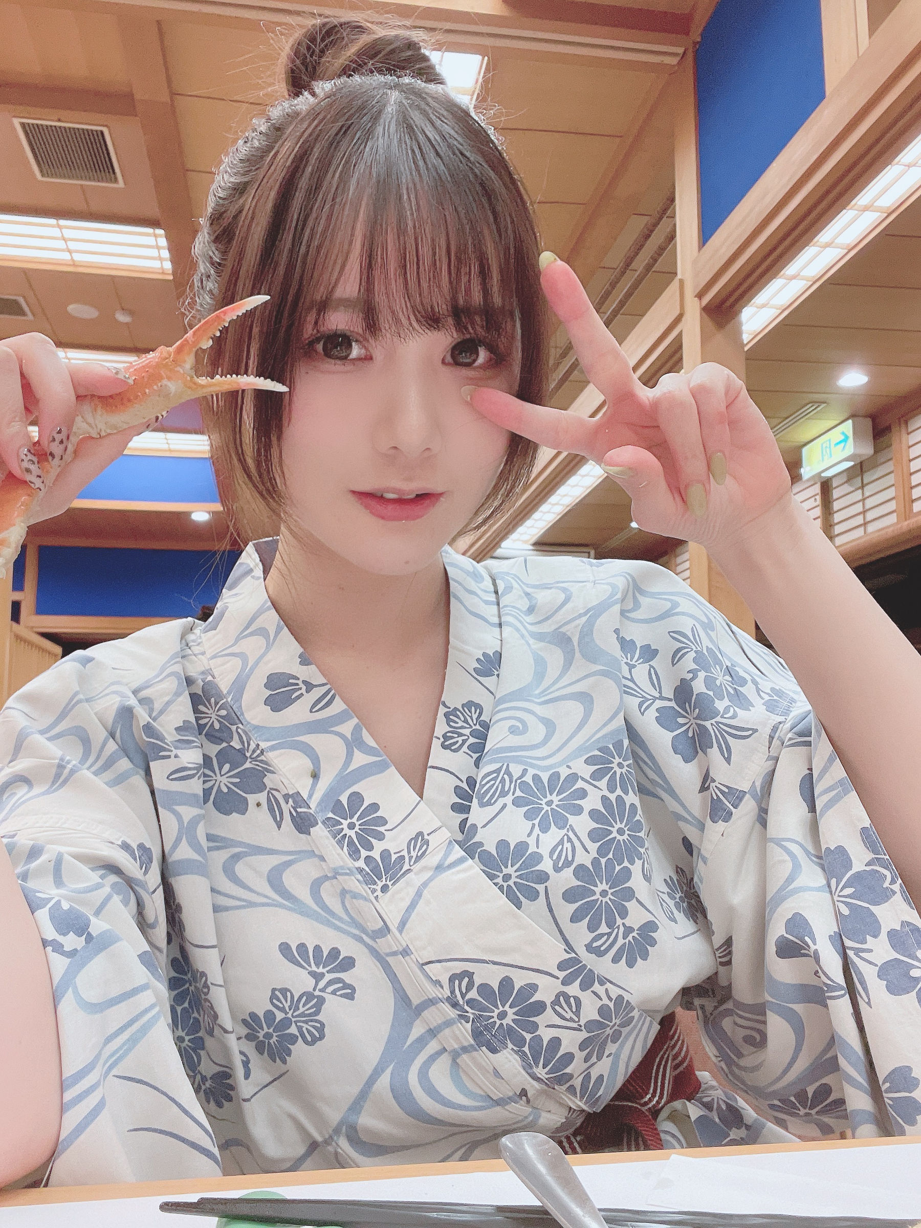 [福利COS] 日本甜美COSERけんけん[fantia] 20211120-温泉旅おまけ♨️ まっしろでふわふわ第3张