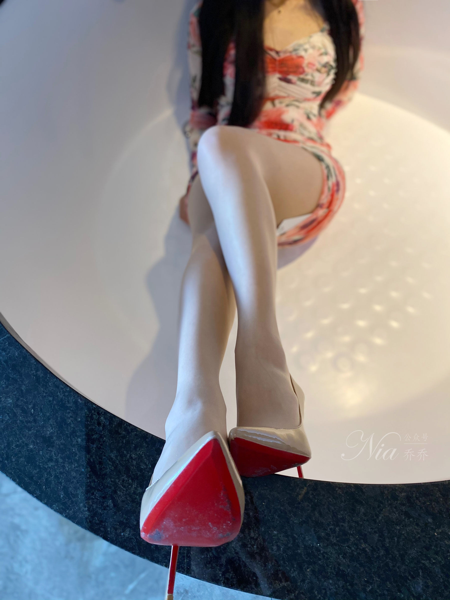 [福利COS] 安乔乔儿(Nia乔乔) No.030 温柔少妇风第15张