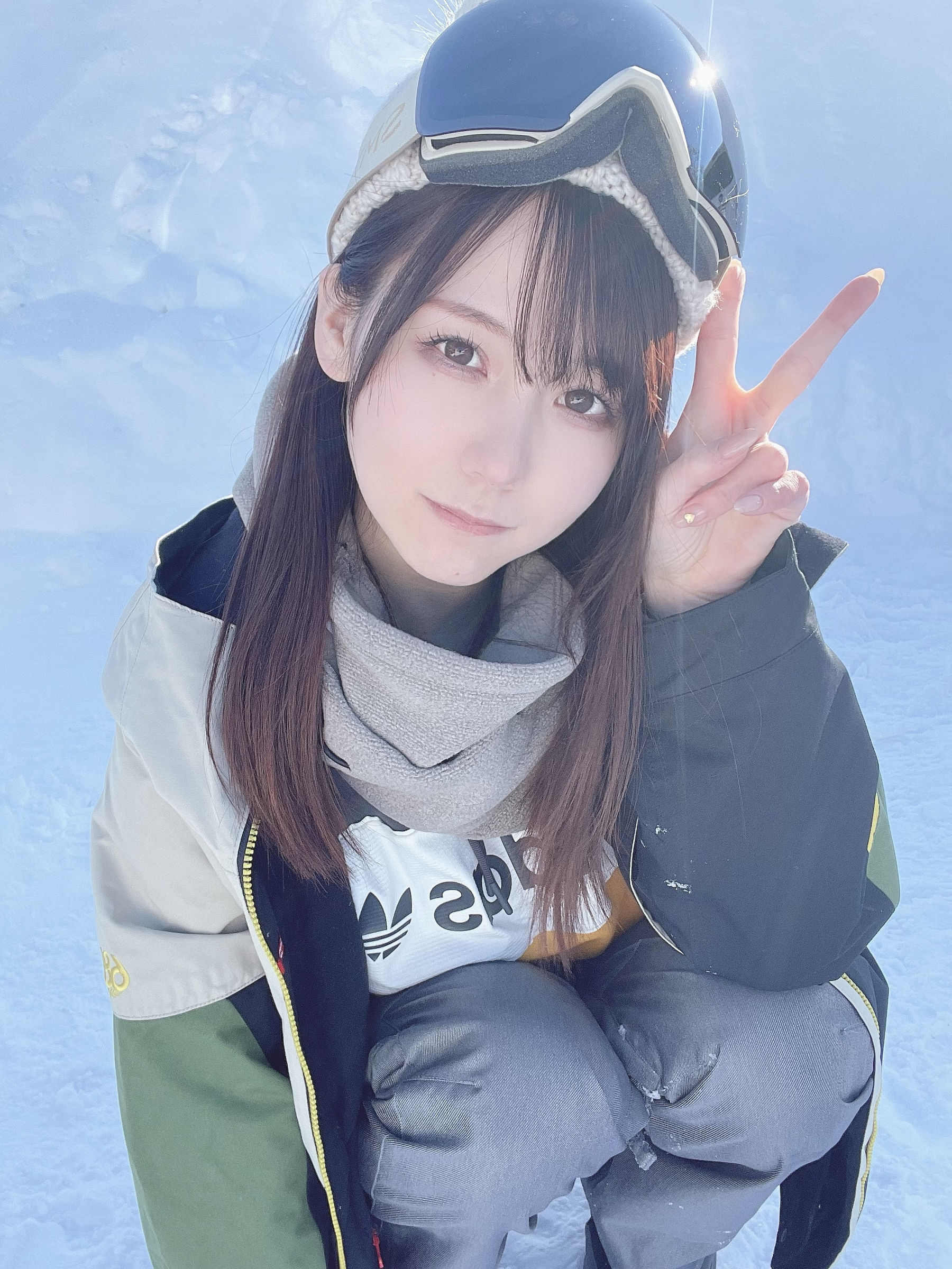 [福利COS] 日本甜美COSERけんけん[fantia] 20220131-スノボウェア第3张