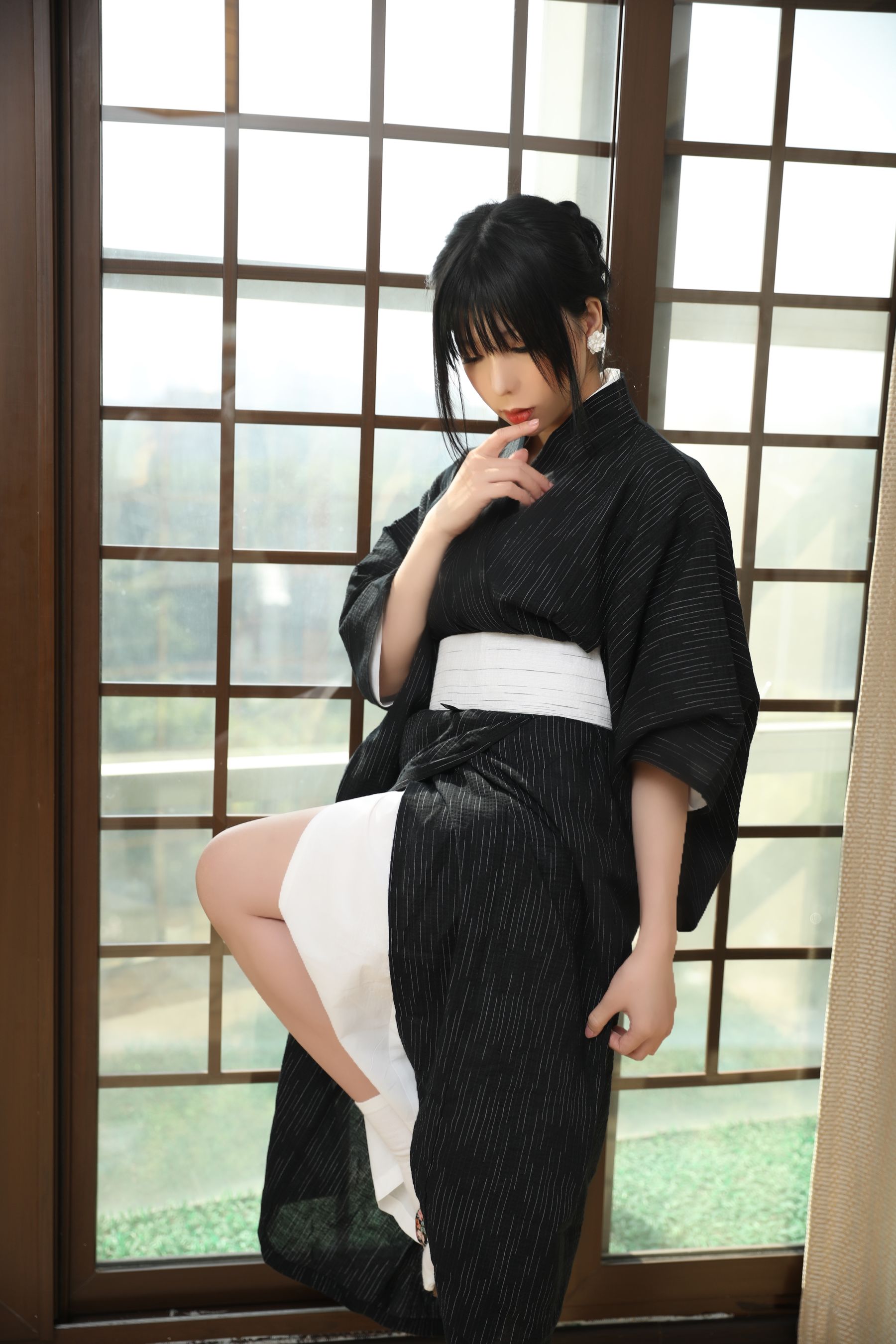 [福利COS] 二次元巨乳美女鹿野希 - 未亡人第11张