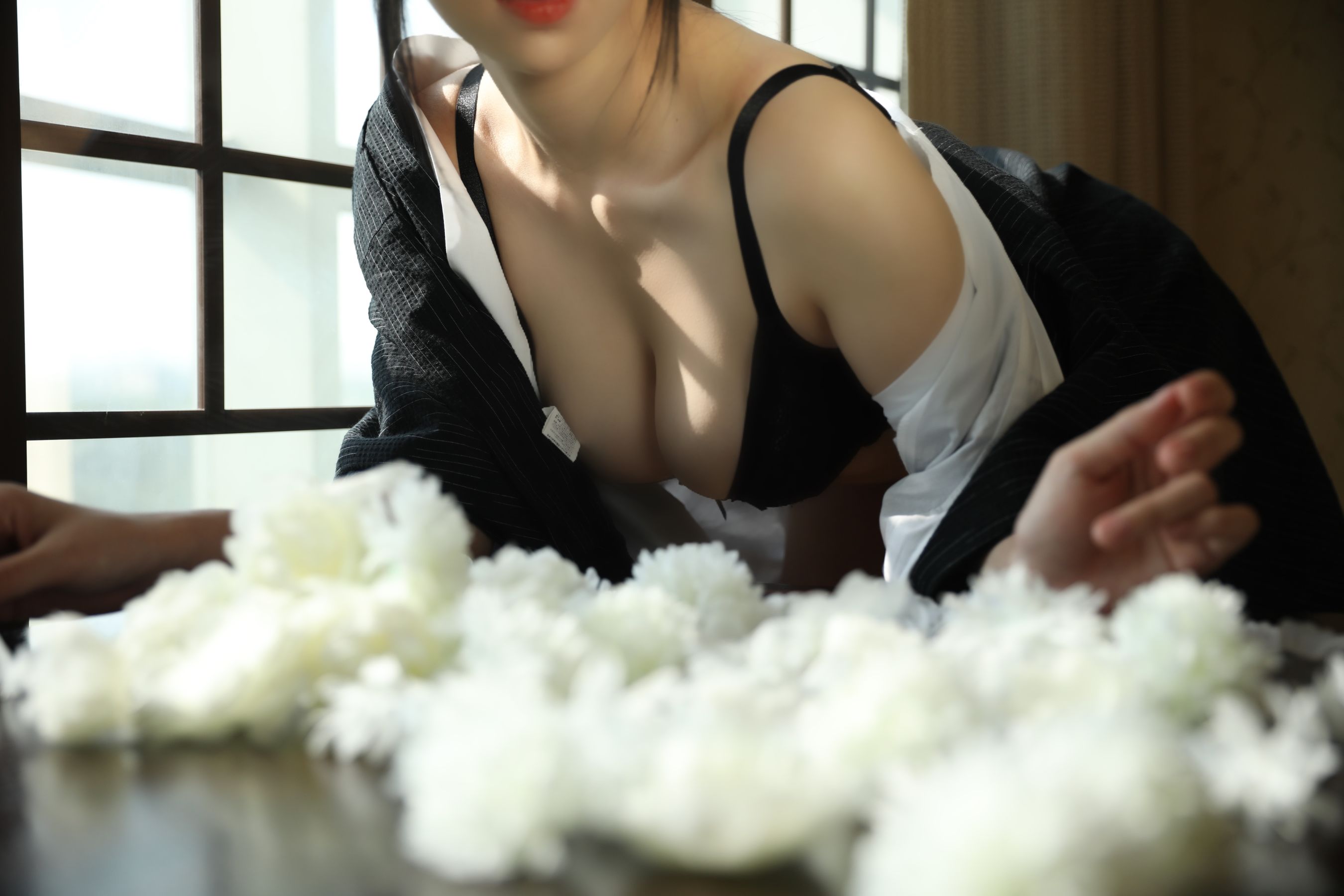 [福利COS] 二次元巨乳美女鹿野希 - 未亡人第25张