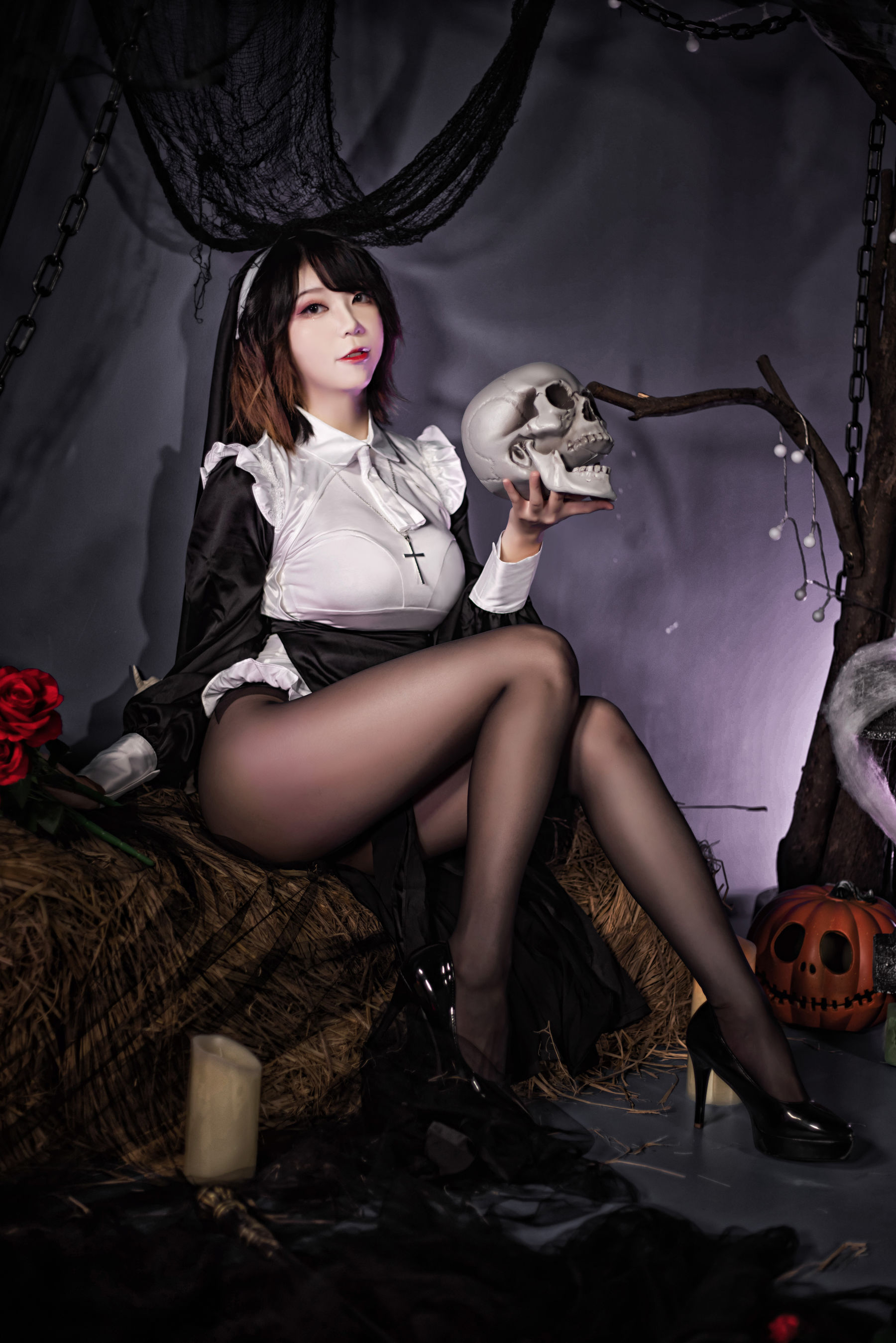 [福利COS] 梓未 - 堕落修女第3张