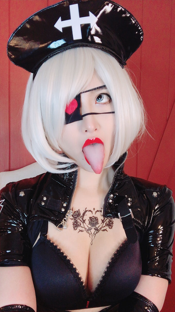 [福利COS] MisswarmJ - Nurse 2B phone contents第3张