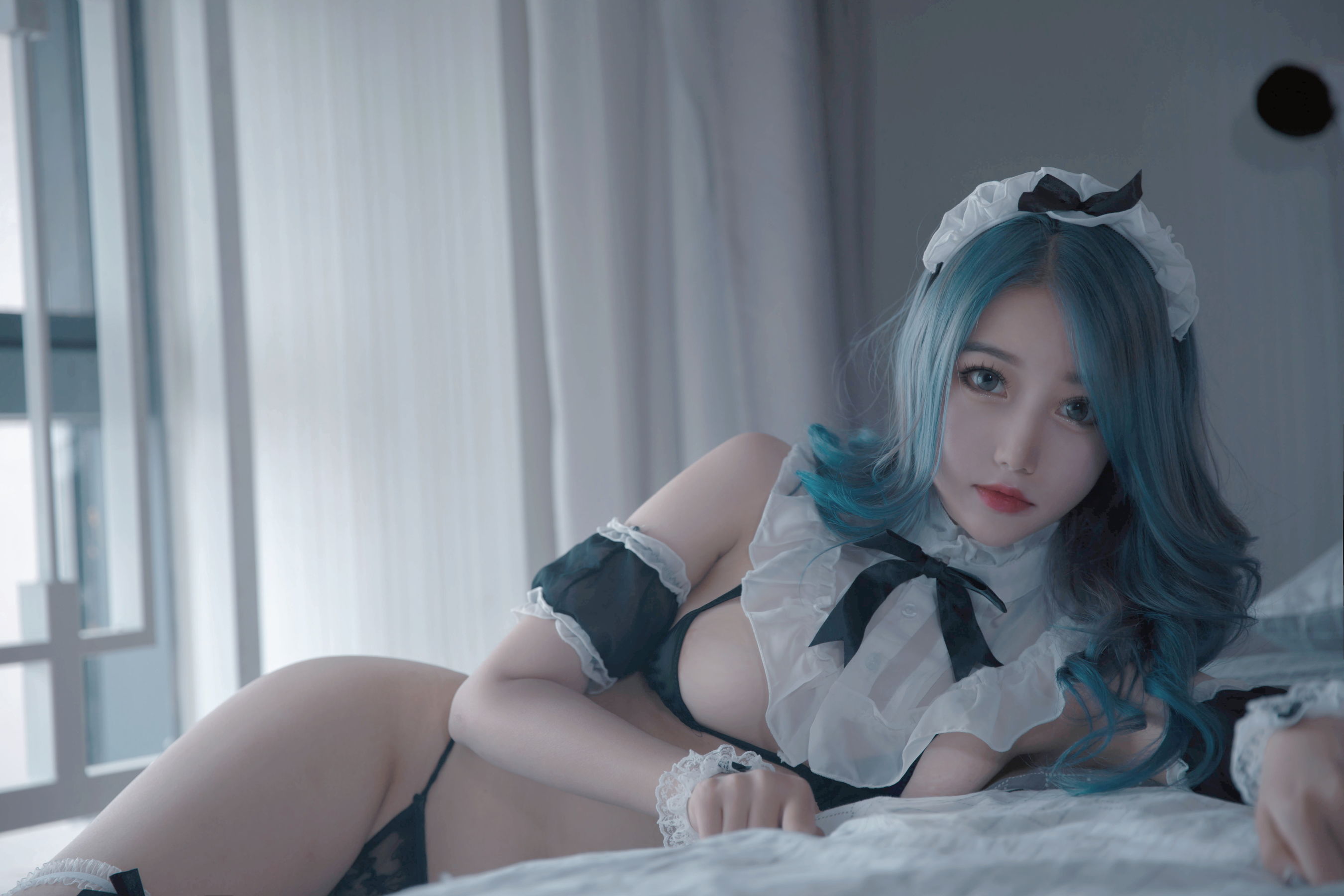 [福利COS] eloise软软 - 三点与黑丝第1张
