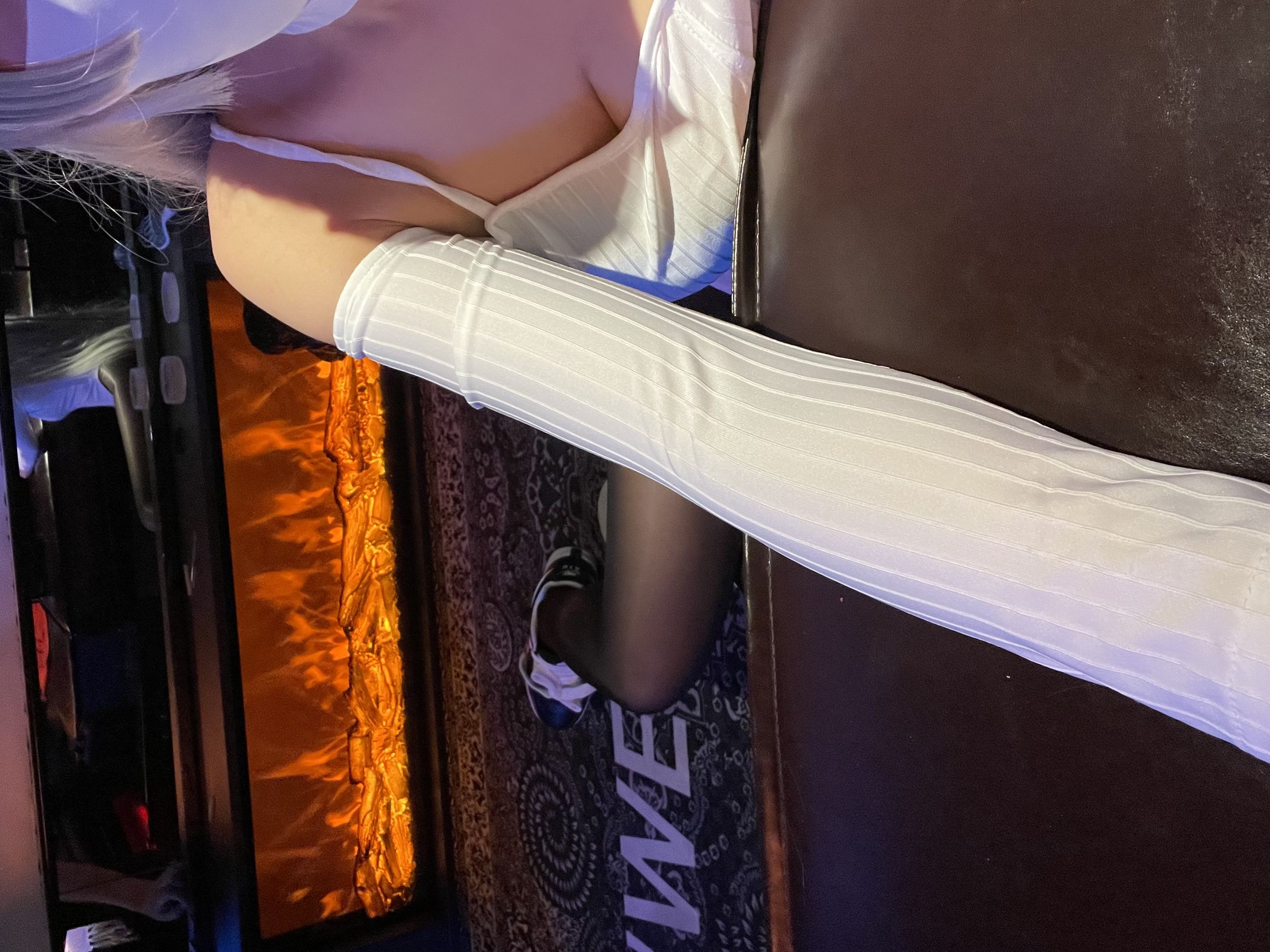 [福利COS] 轩萧学姐 - 高开叉运动鞋 茑第18张