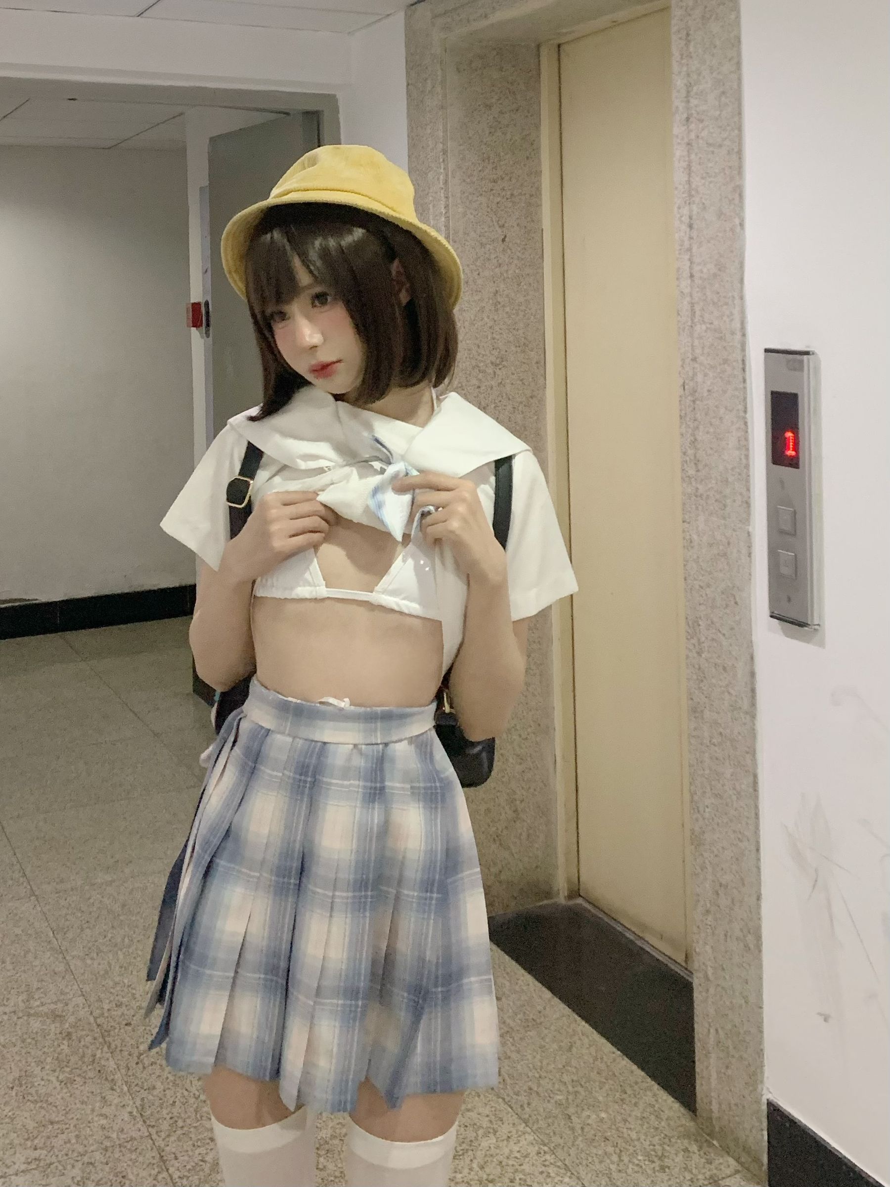 [福利COS] 西园寺南歌写真 - 主人的任务第2张