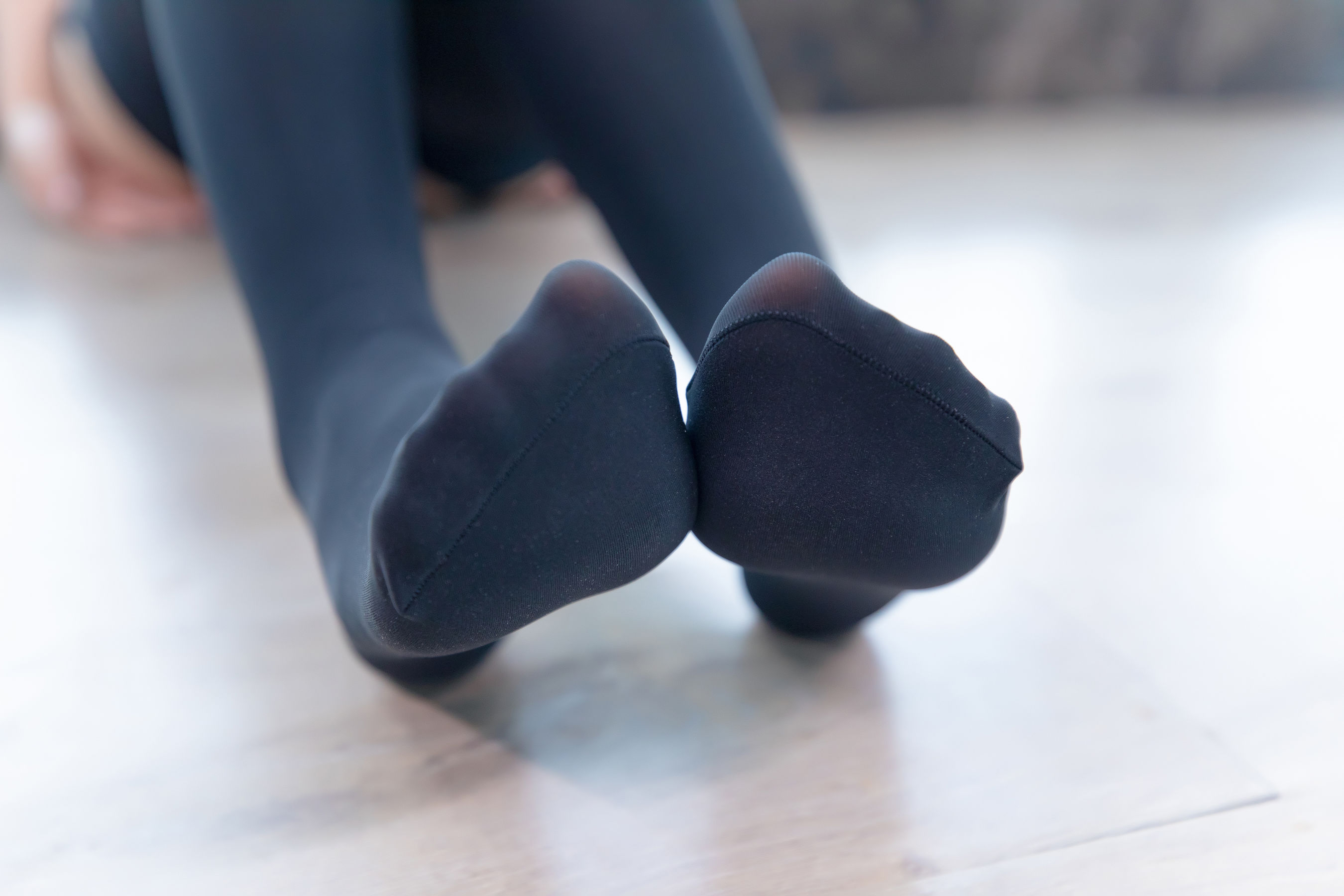 [福利COS] 萝莉神楽板真冬 之足底星光第21张