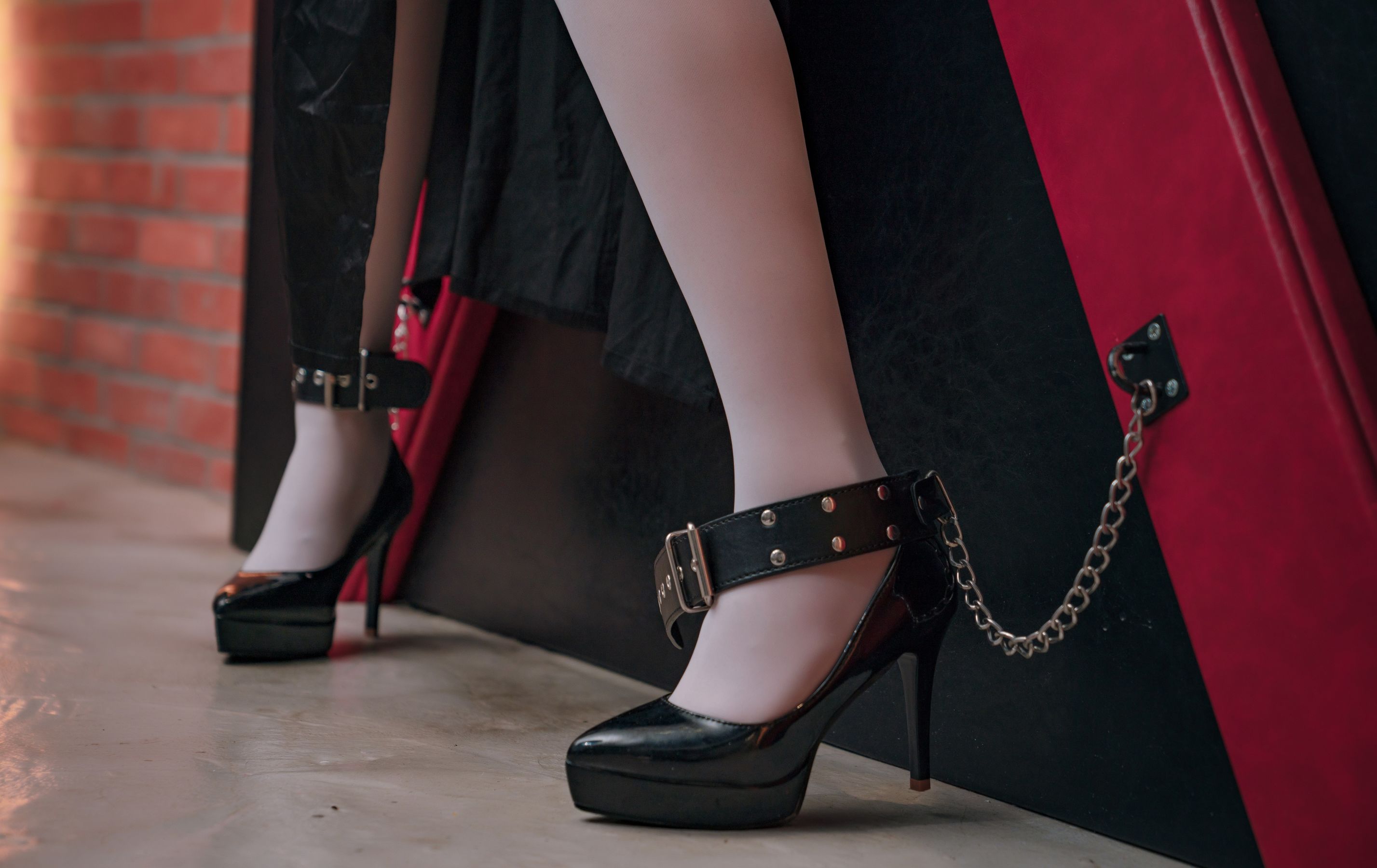 [福利COS] 轩萧学姐 - 修女第12张