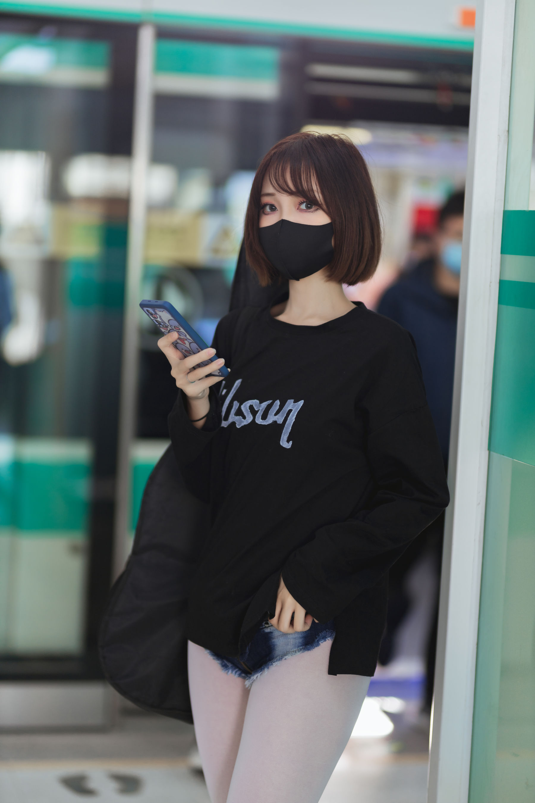 [福利COS] 洛桑w伊梓 - 地铁吉他第9张