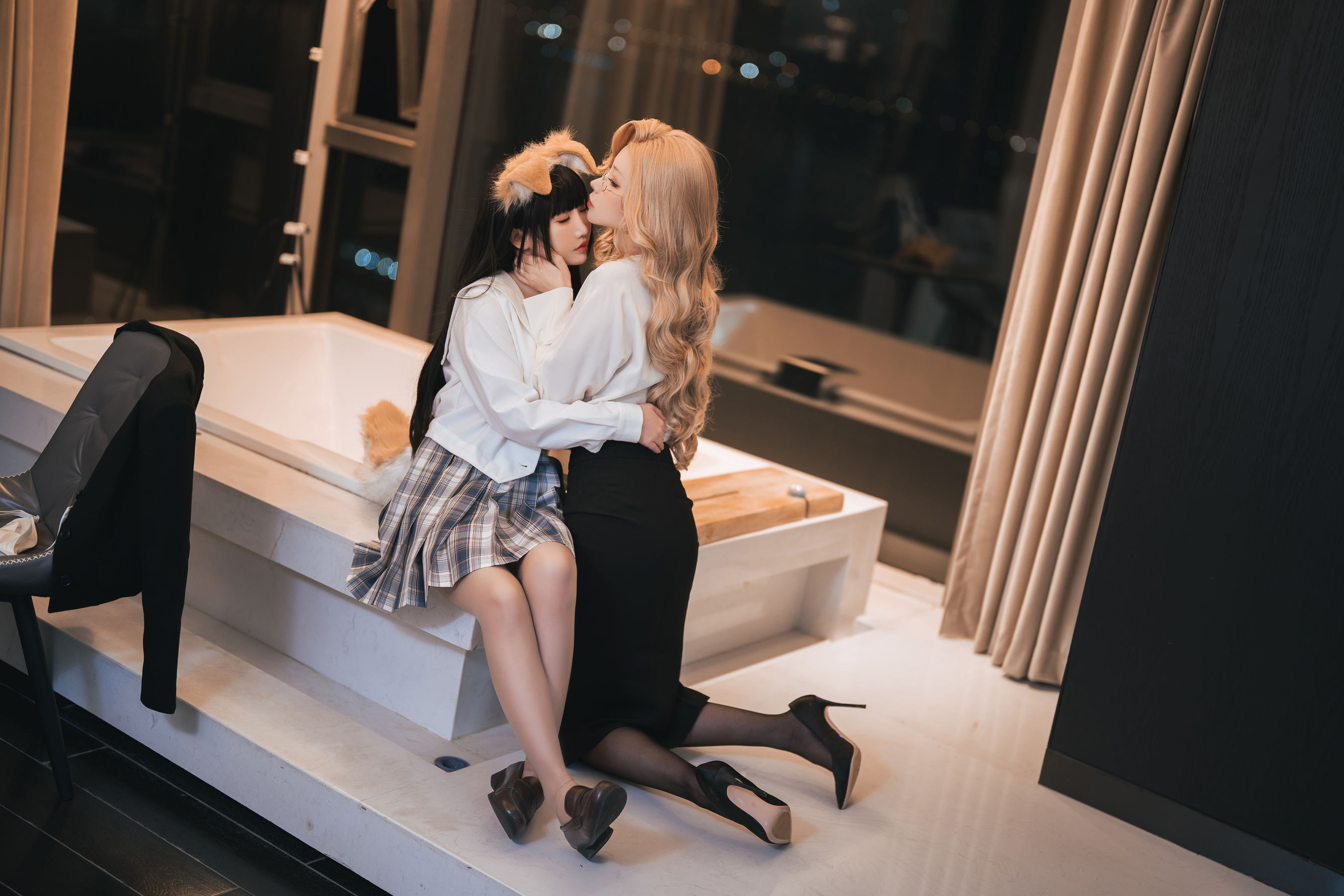 [福利COS] COS福利rioko凉凉子&amp;amp;面饼仙儿 - 女上司双人版第8张