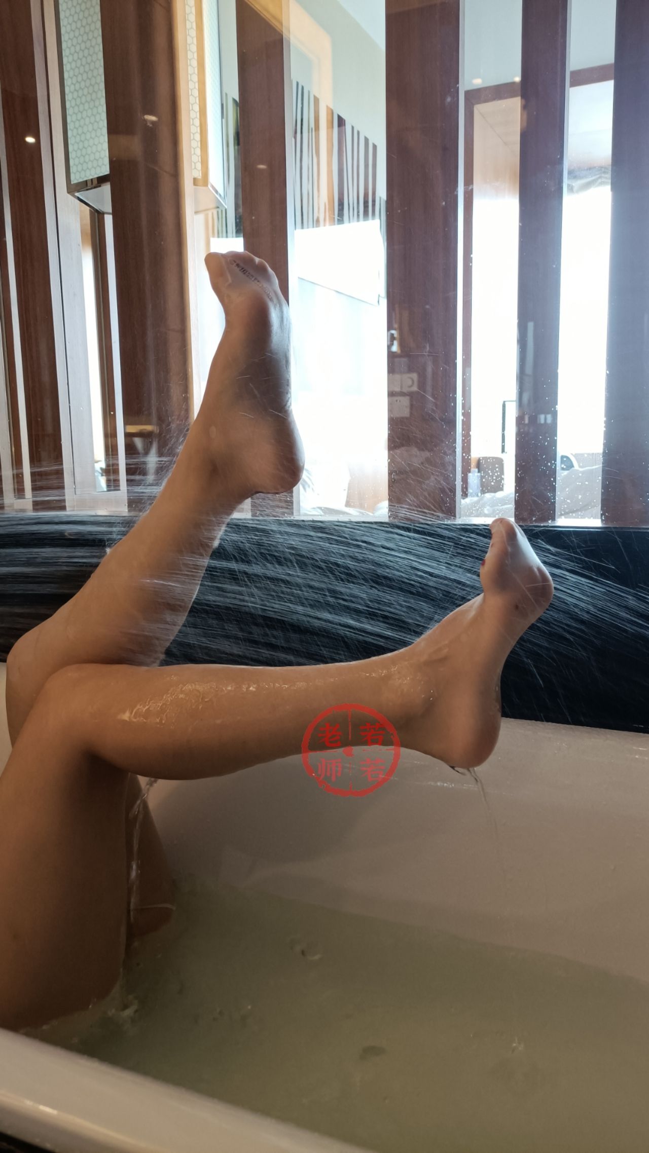 [福利COS] 若若老师 微信朋友圈视图合集第13张