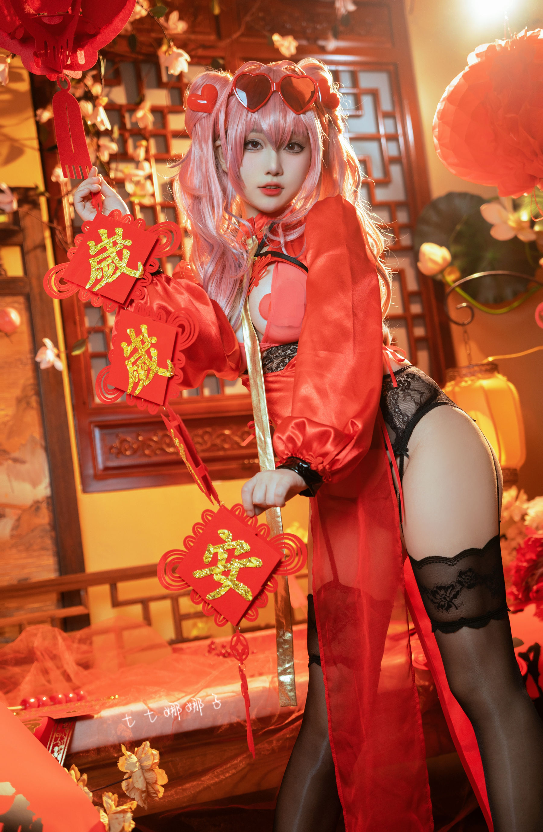 [福利COS] 七七娜娜子 - 布莱默顿新春旗袍第15张