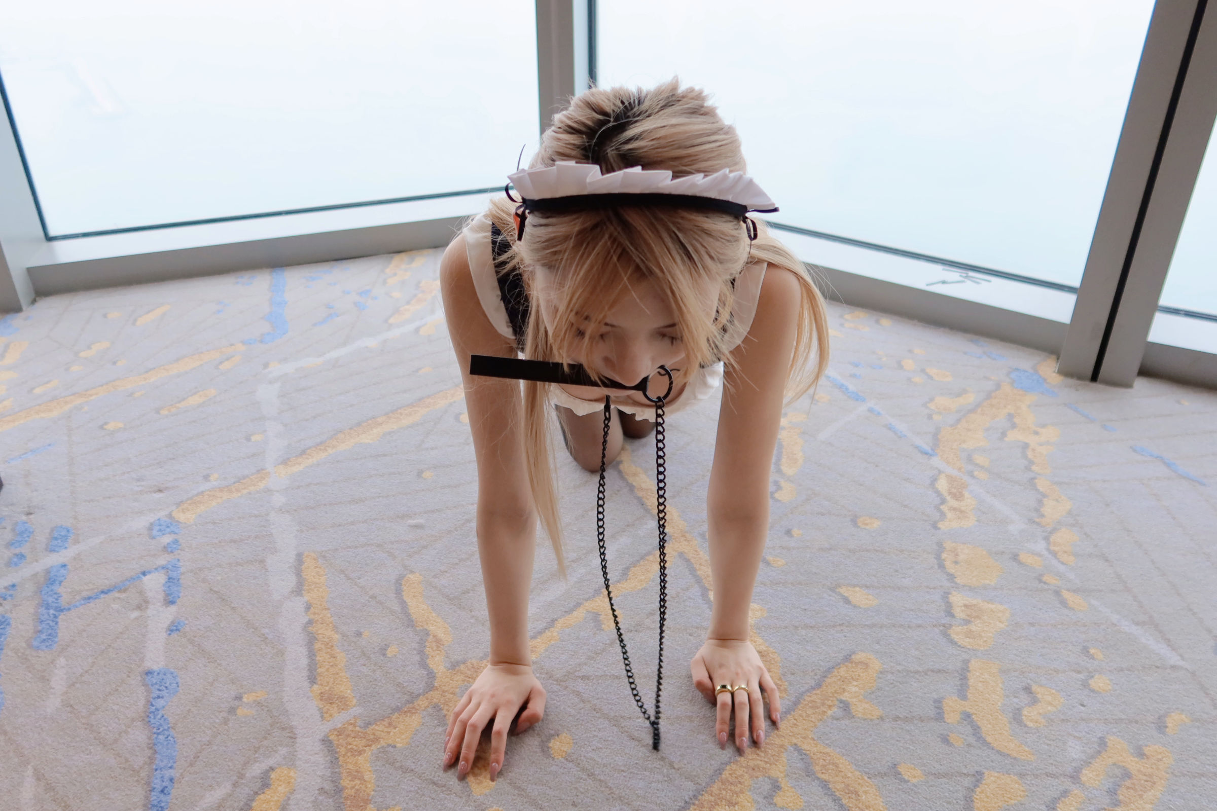 [福利COS] 脸红Dearie - 主人的小女仆第4张