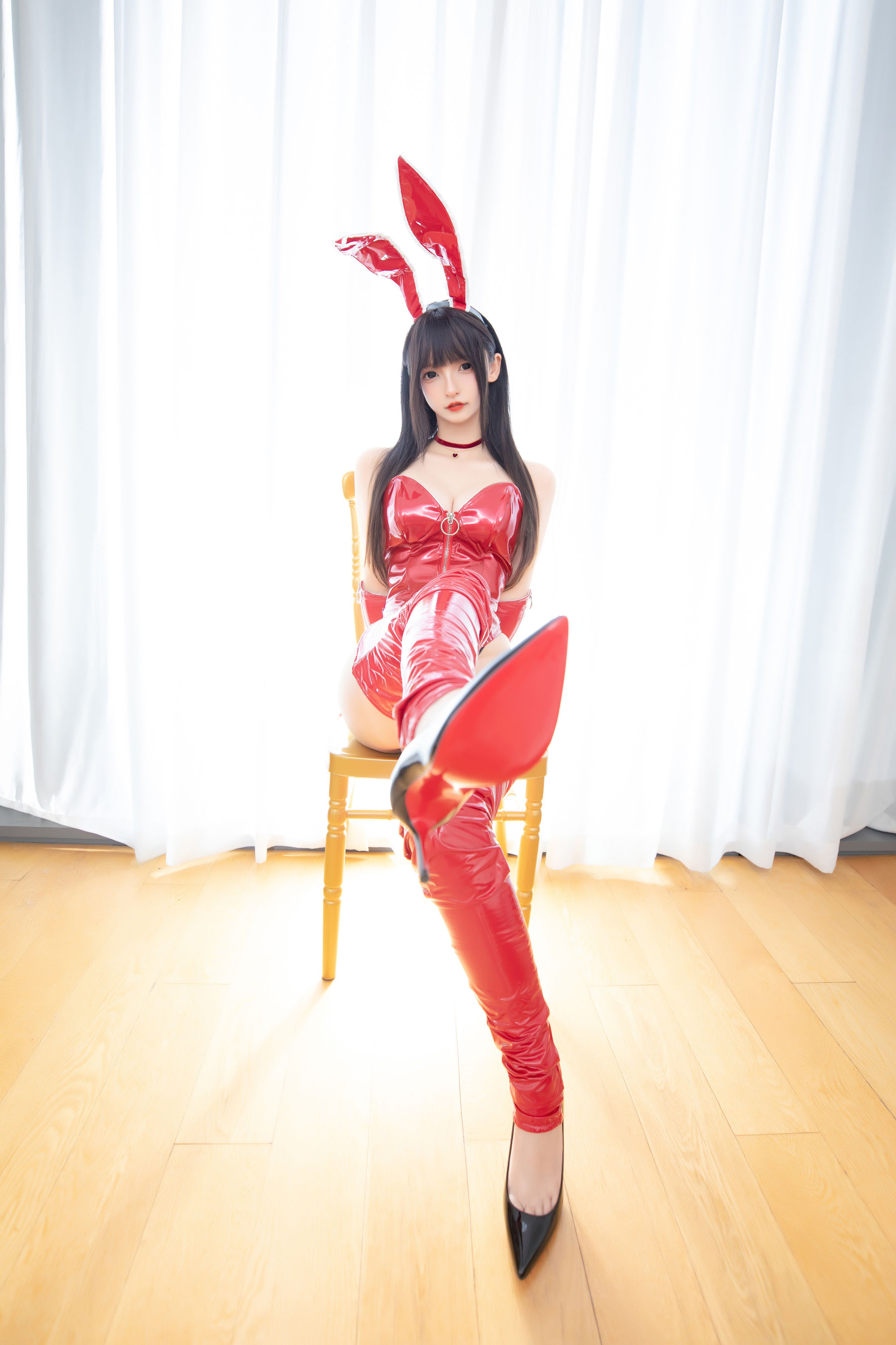 [福利COS] 萝莉神楽板真冬 之红兔迎春第3张