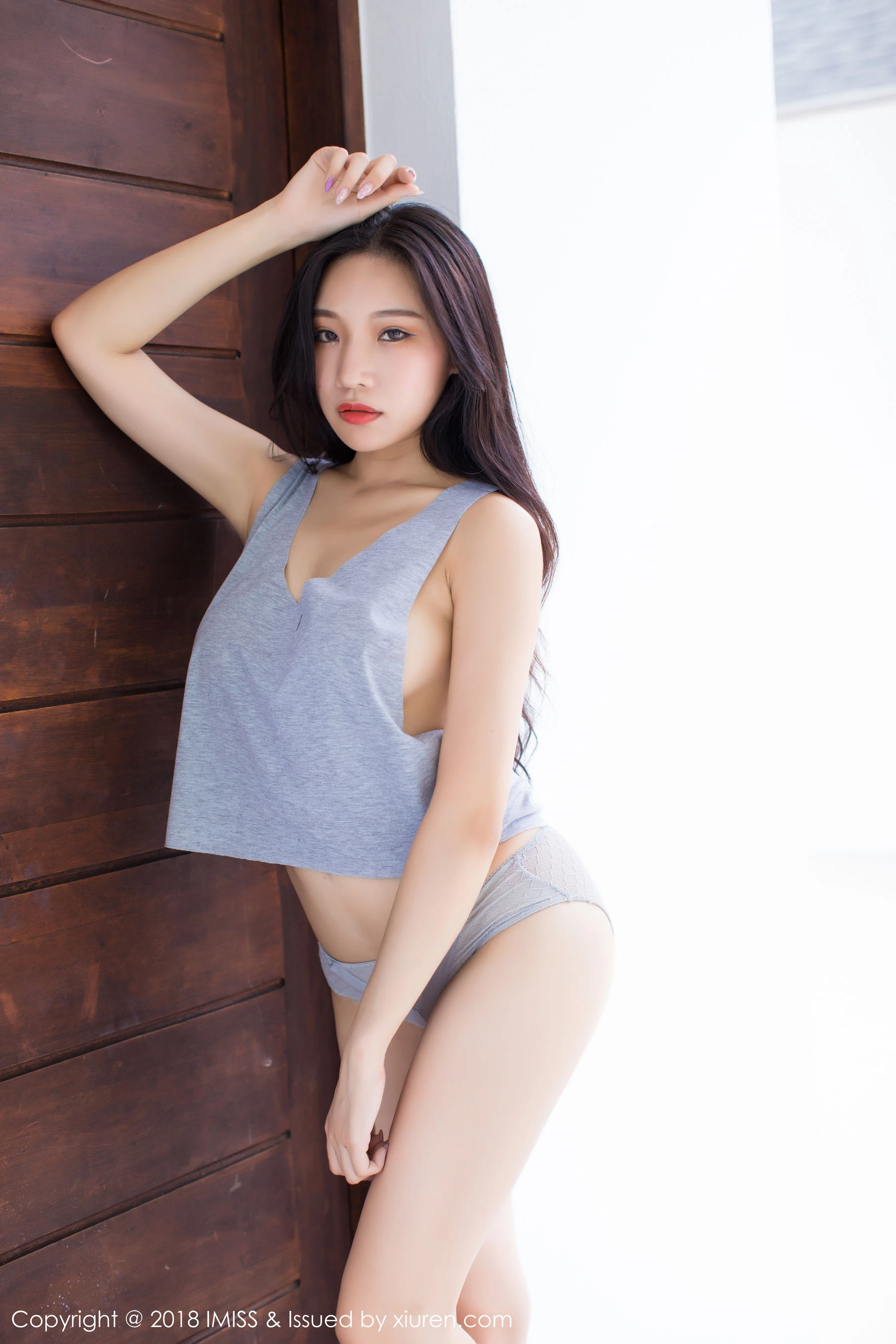  小狐狸Sica《极致诱惑的黑丝美腿》 爱蜜社IMiss Vol.219第12张