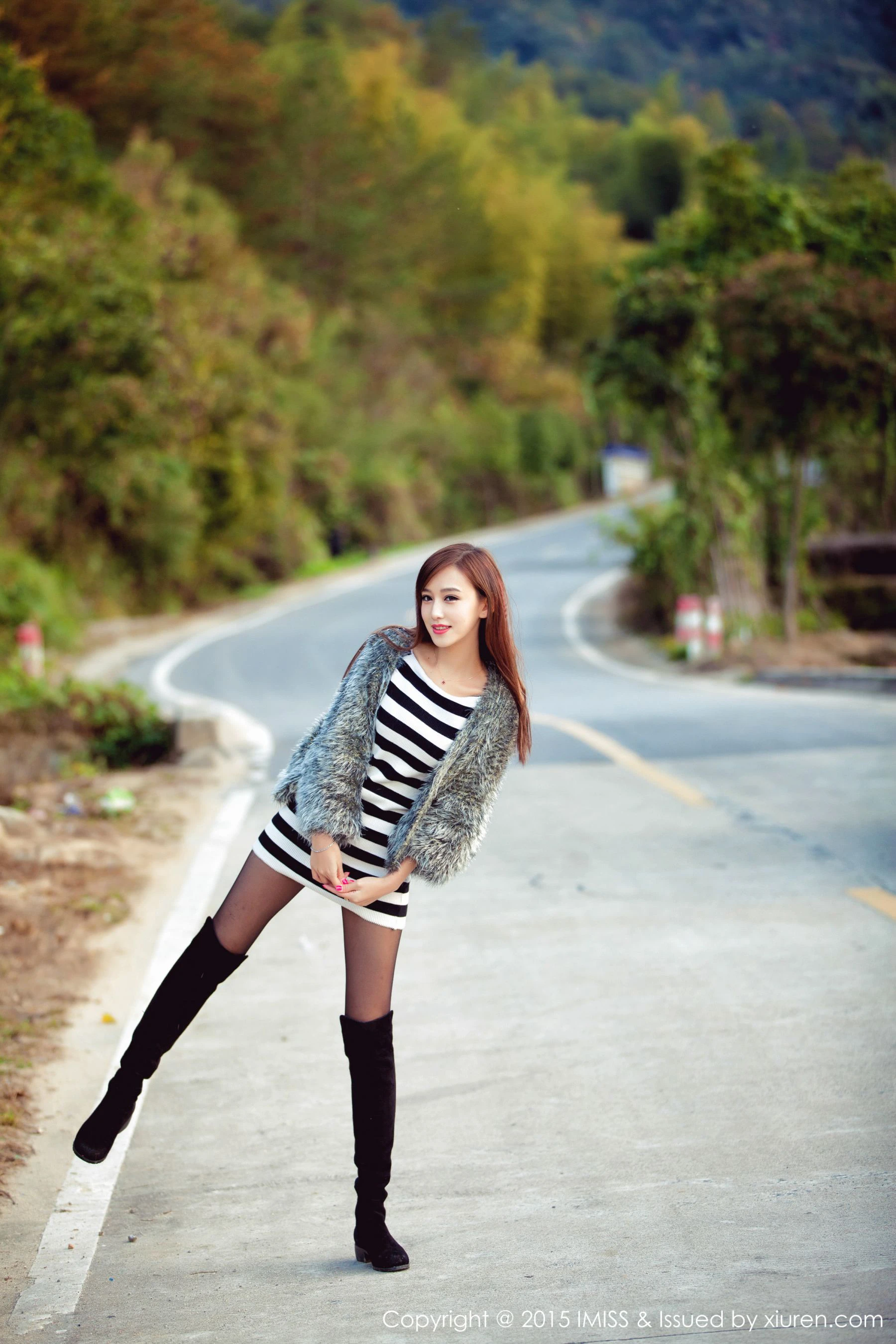  李玉洁Daisy《武汉大别山薄刀峰旅拍》 爱蜜社IMiss Vol.040第7张