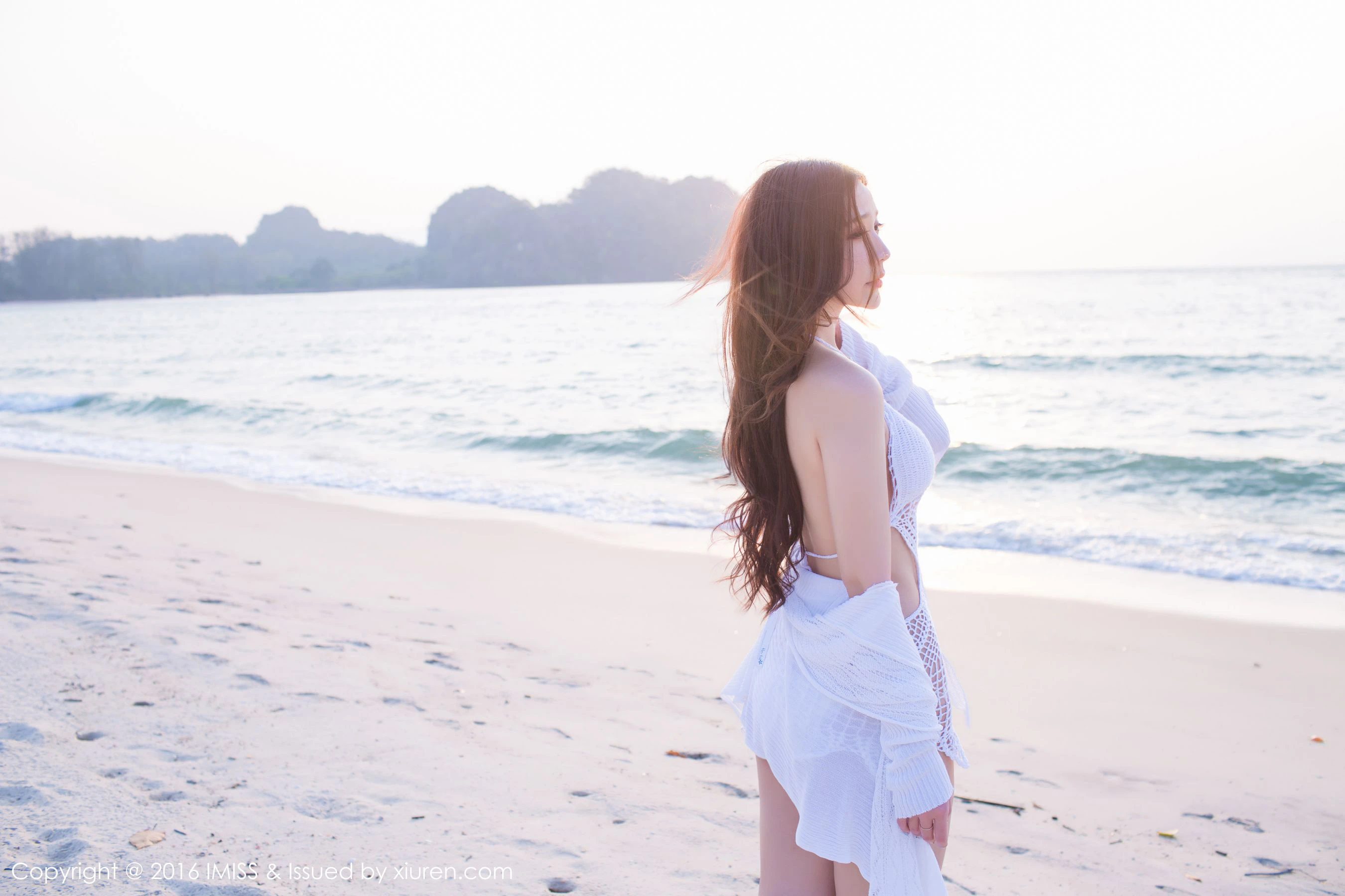  淼淼萌萌哒《极品女神清新泳装系列》 爱蜜社IMiss Vol.084第5张