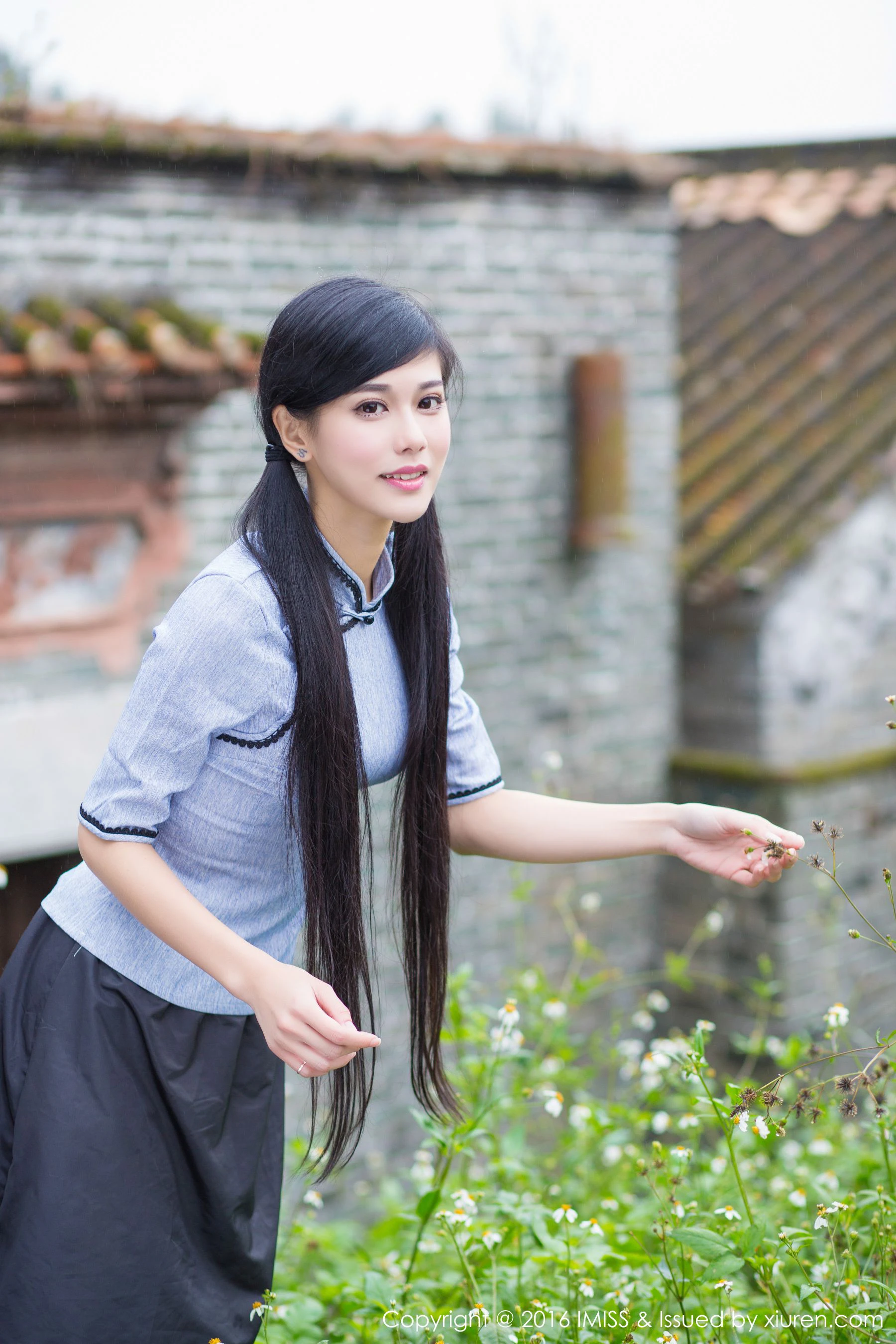  王曼妮、谭小雅《古典旗袍系列》爱蜜社IMiss Vol.070第12张