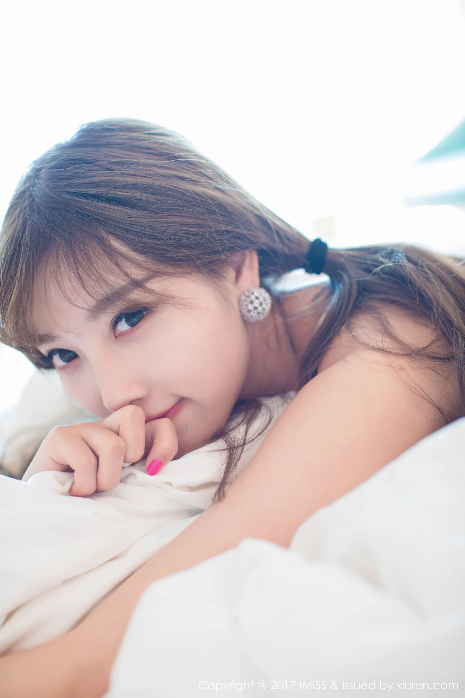  杨晨晨sugar《蕾丝网袜与性感比基尼》 爱蜜社IMiss Vol.183第5张