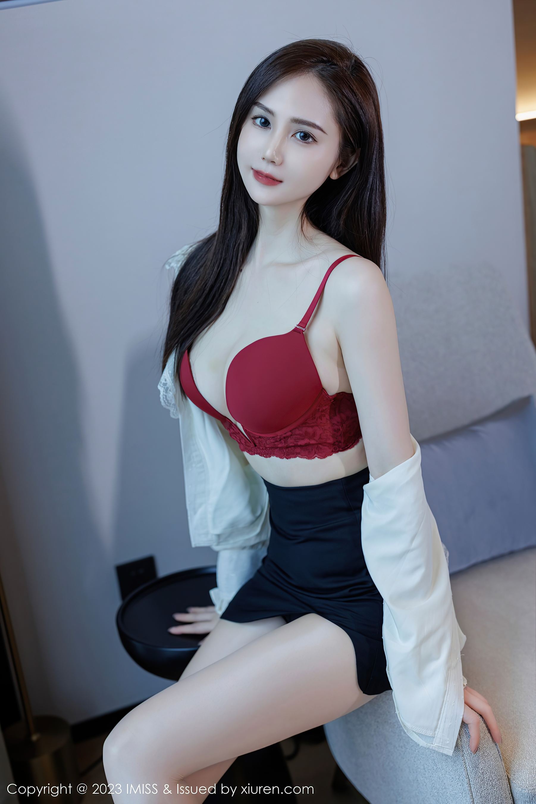  爱蜜社 VOL.722 SISY思 短裙丝袜第2张